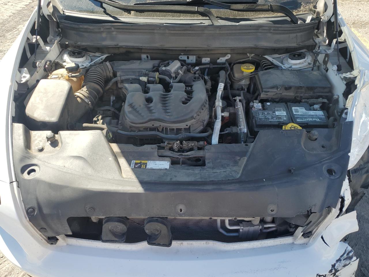 2018 Jeep Cherokee Latitude Plus VIN: 1C4PJMLX3JD527505 Lot: 81620915