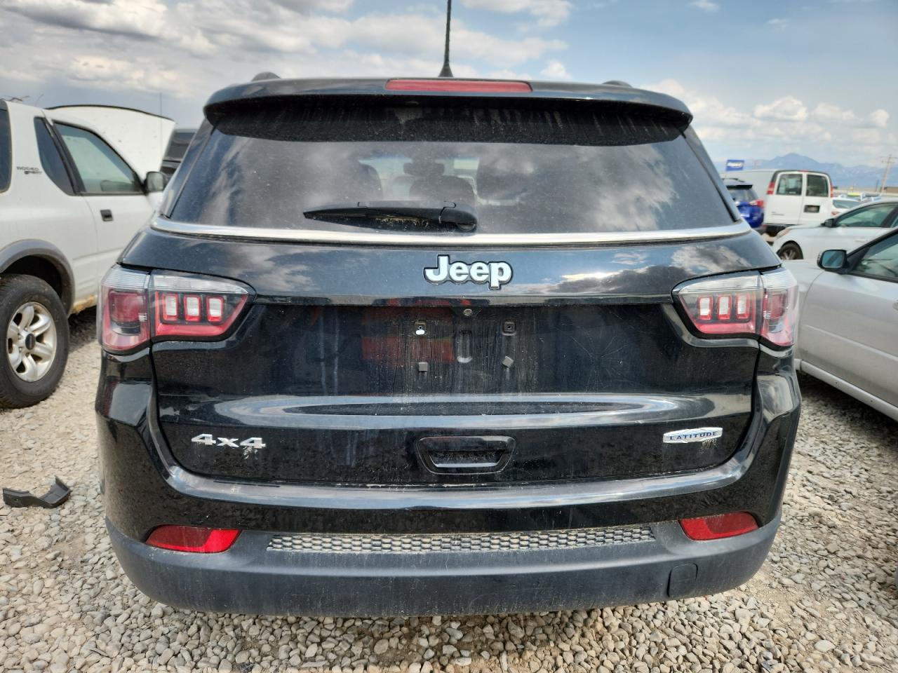 2018 Jeep Compass Latitude VIN: 3C4NJDBB1JT422954 Lot: 71838395