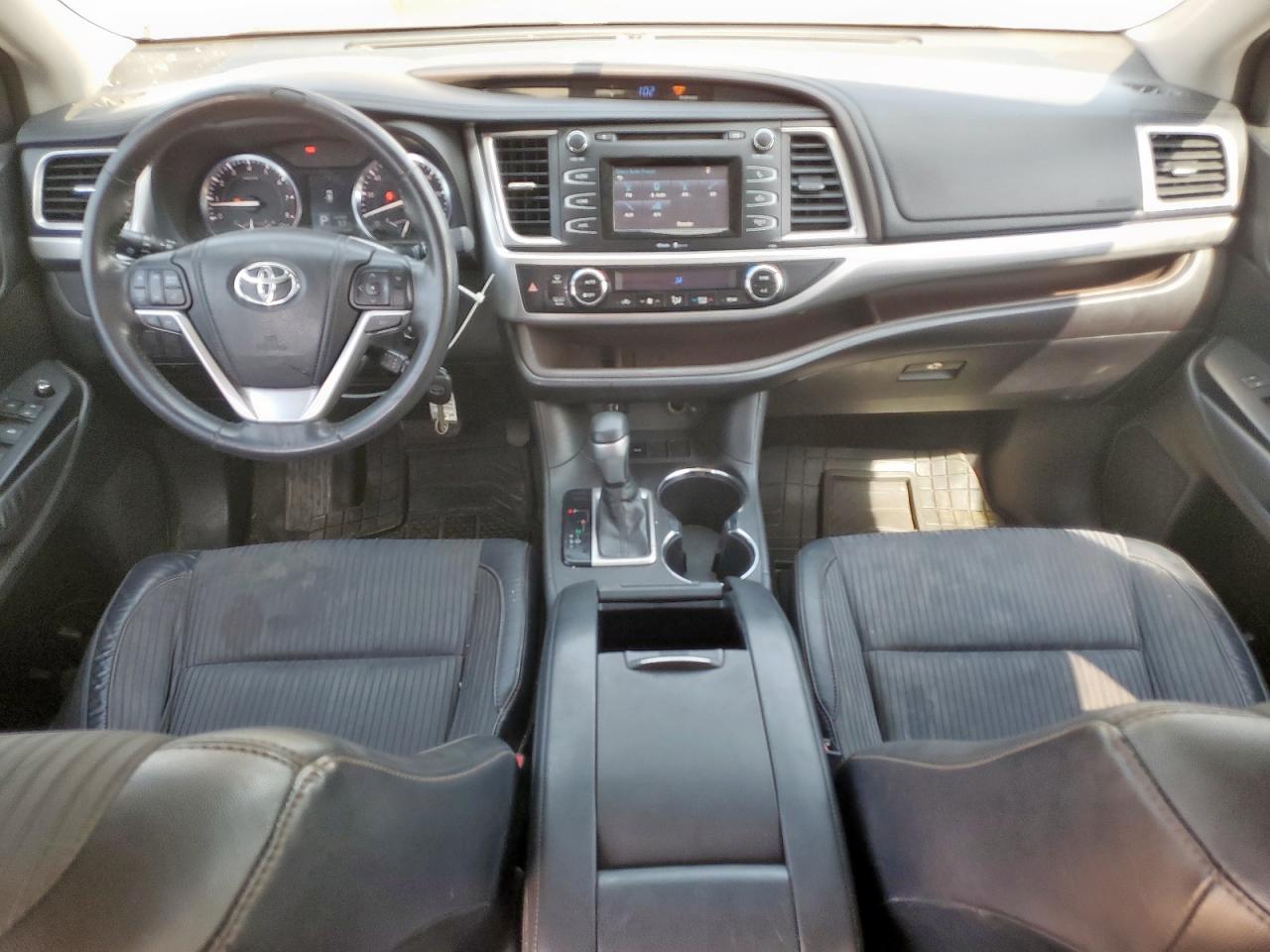 2014 Toyota Highlander Le VIN: 5TDZKRFH5ES032529 Lot: 84743375