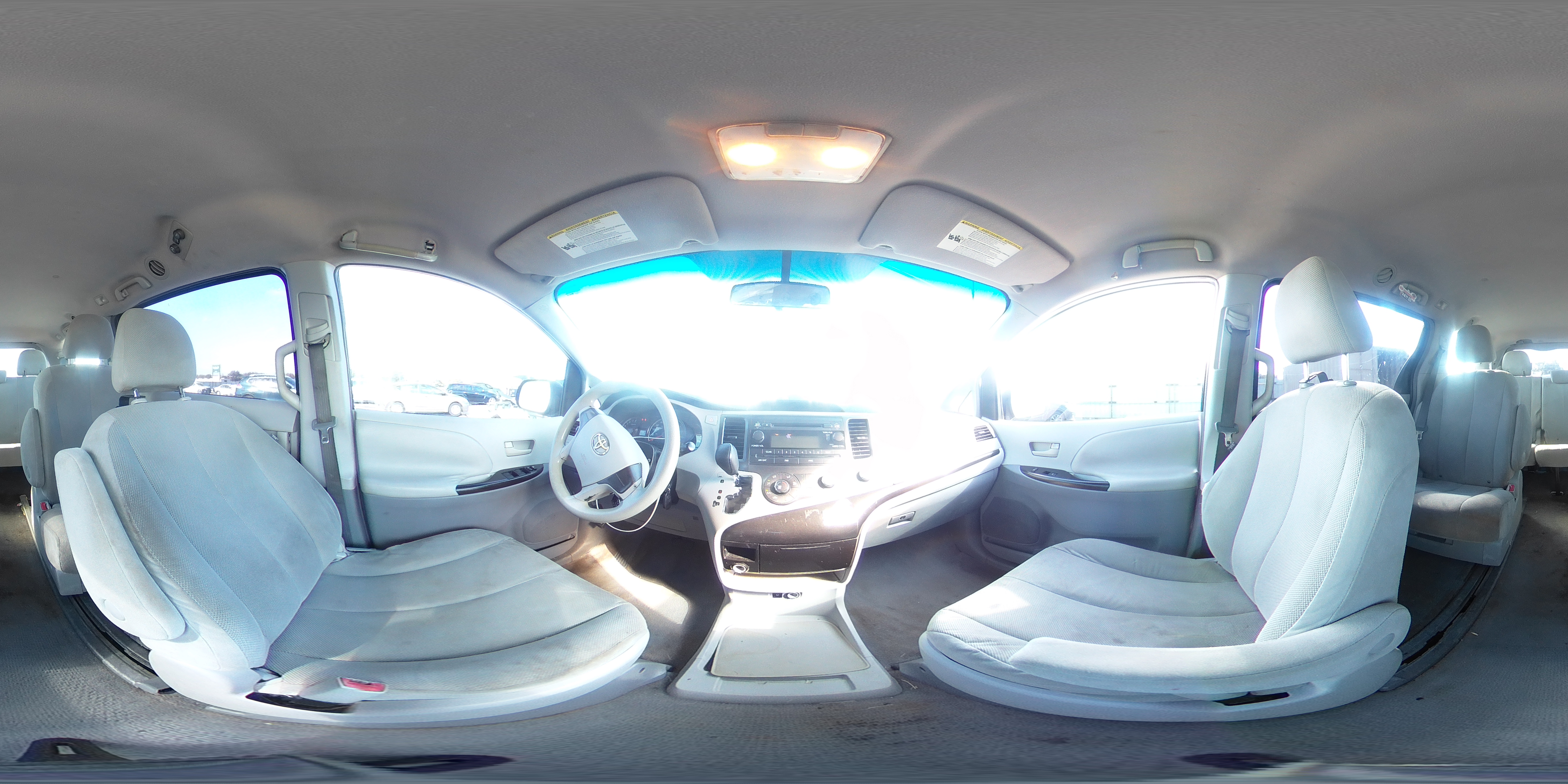 2011 Toyota Sienna VIN: 5TDZK3DC4BS027807 Lot: 84461215