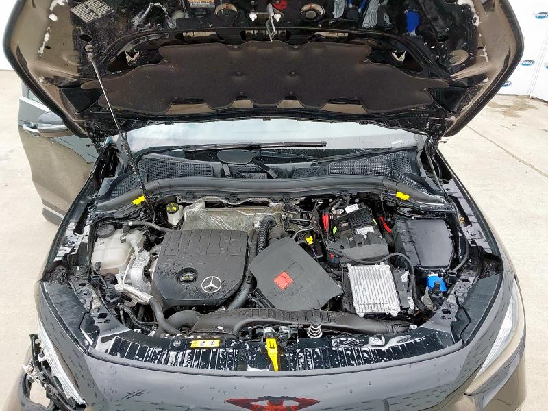 2024 MERCEDES-BENZ GLA 200 AMG LN EXECUTVE M 