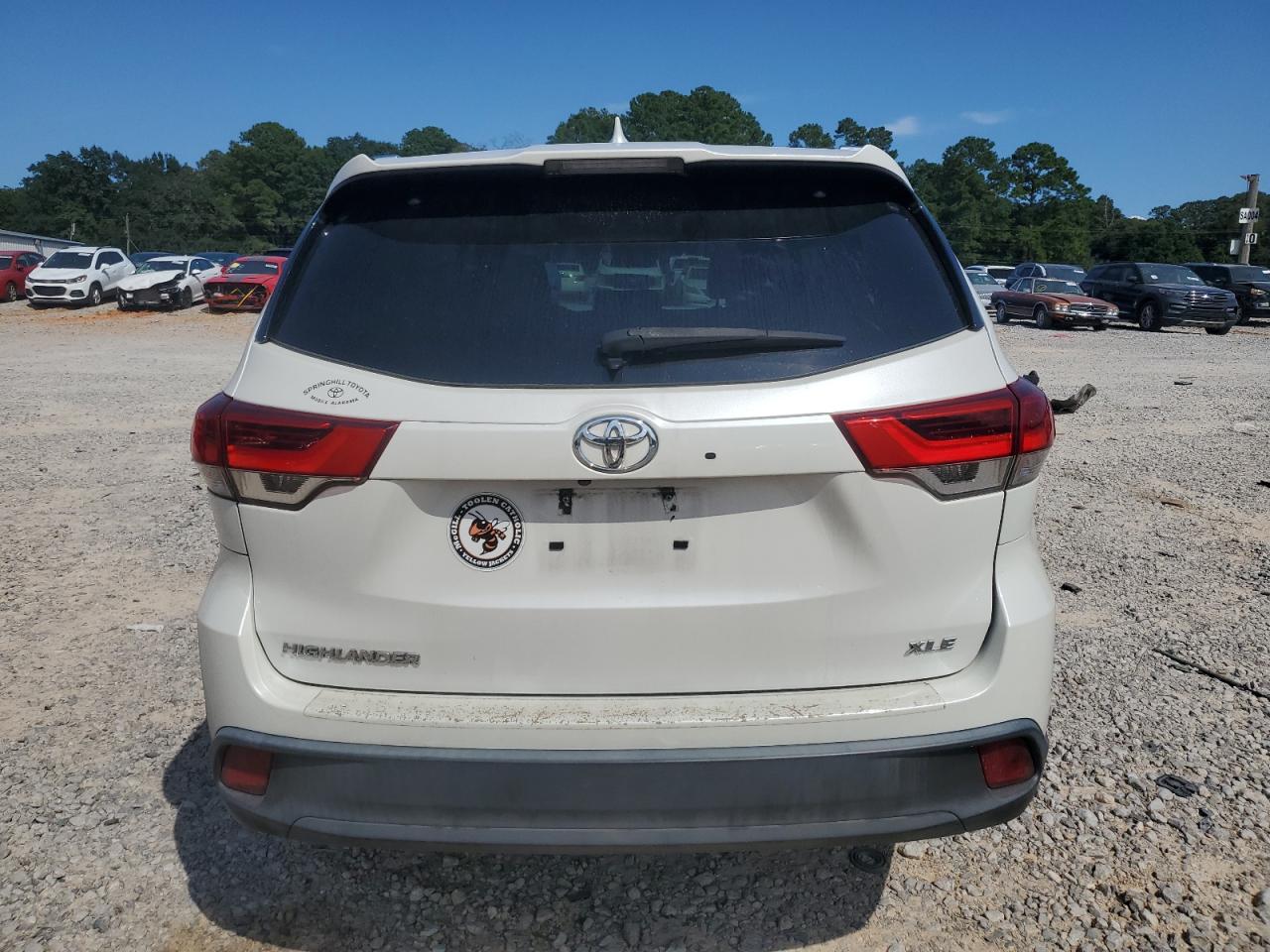 2019 Toyota Highlander Se VIN: 5TDKZRFH2KS562031 Lot: 71677415
