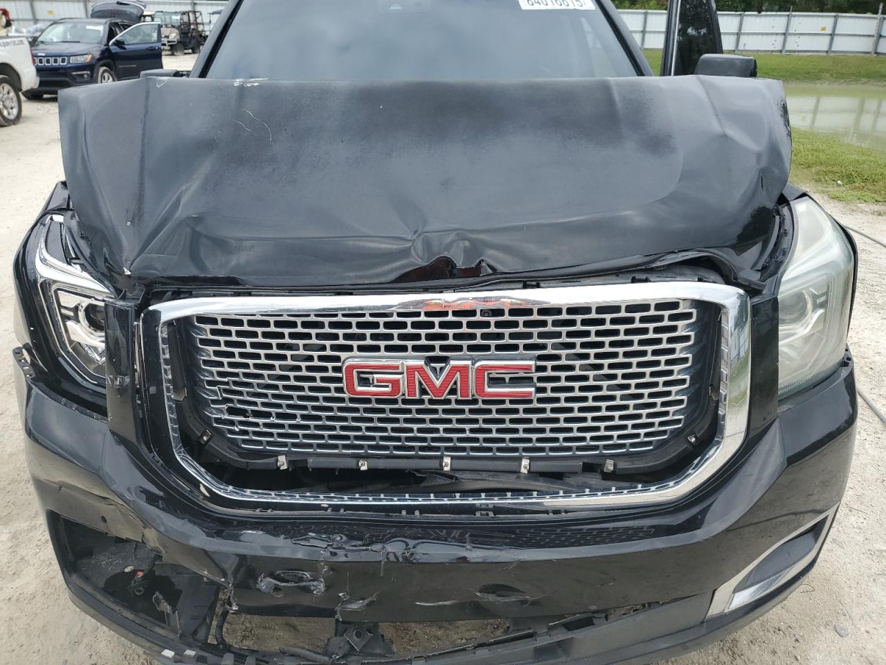 2015 GMC Yukon Xl Denali VIN: 1GKS1JKJ0FR603105 Lot: 84016615
