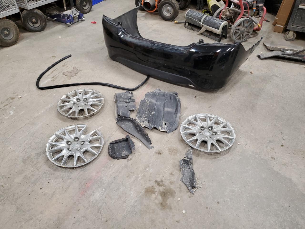 2015 Nissan Versa S VIN: 3N1CN7AP3FL809932 Lot: 71509925