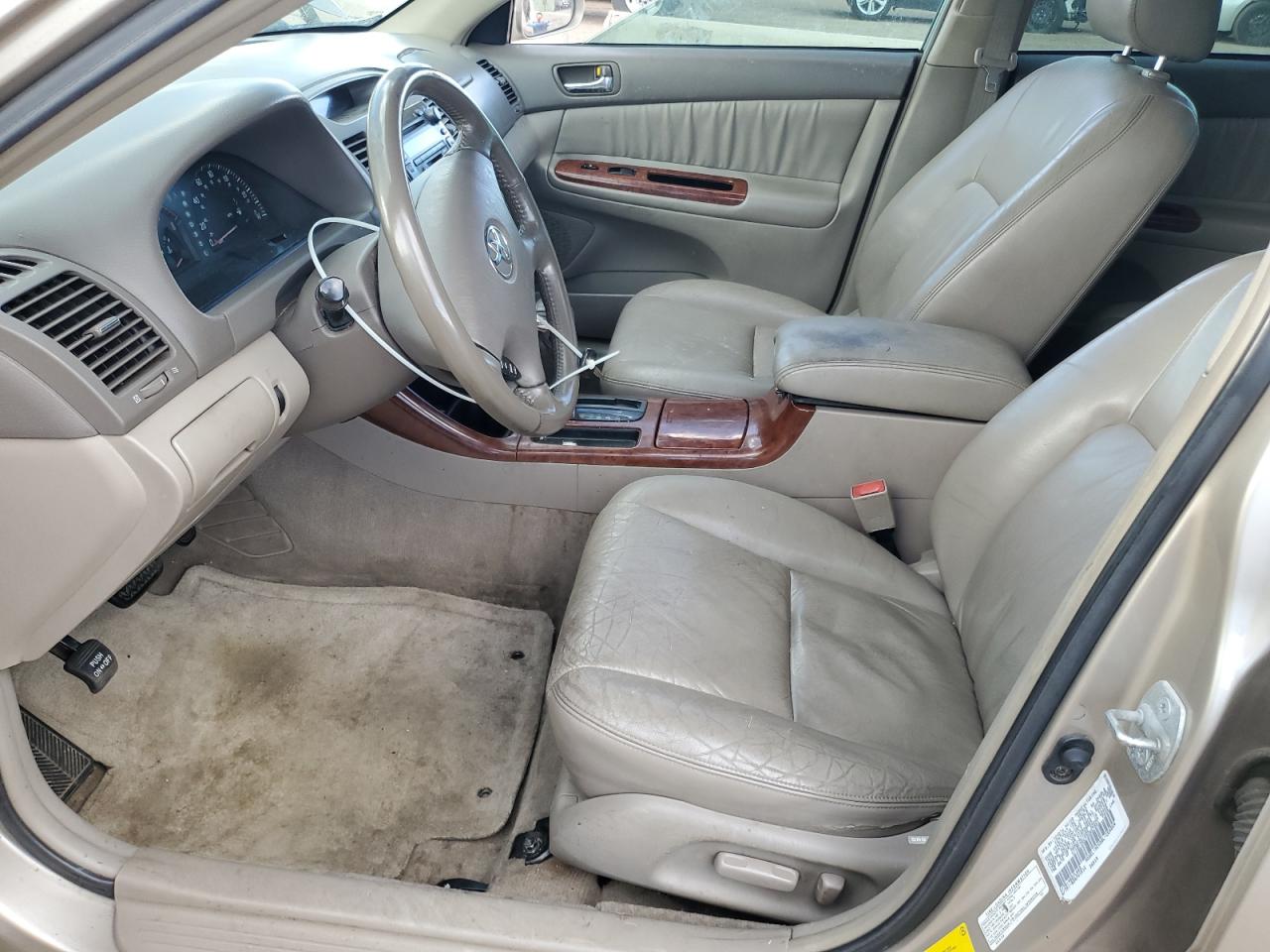 2003 Toyota Camry Le VIN: 4T1BF30K73U057881 Lot: 80207065