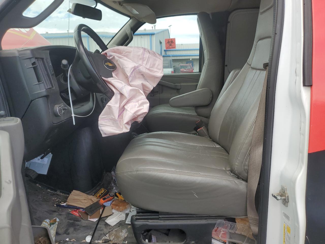 2021 Chevrolet Express 2500 Delivery Van VIN: 1GCWGAFP0M1150903 Lot: 84003665