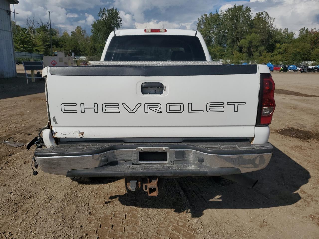 2005 Chevrolet Silverado K2500 Heavy Duty VIN: 1GCHK23255F912309 Lot: 81775895