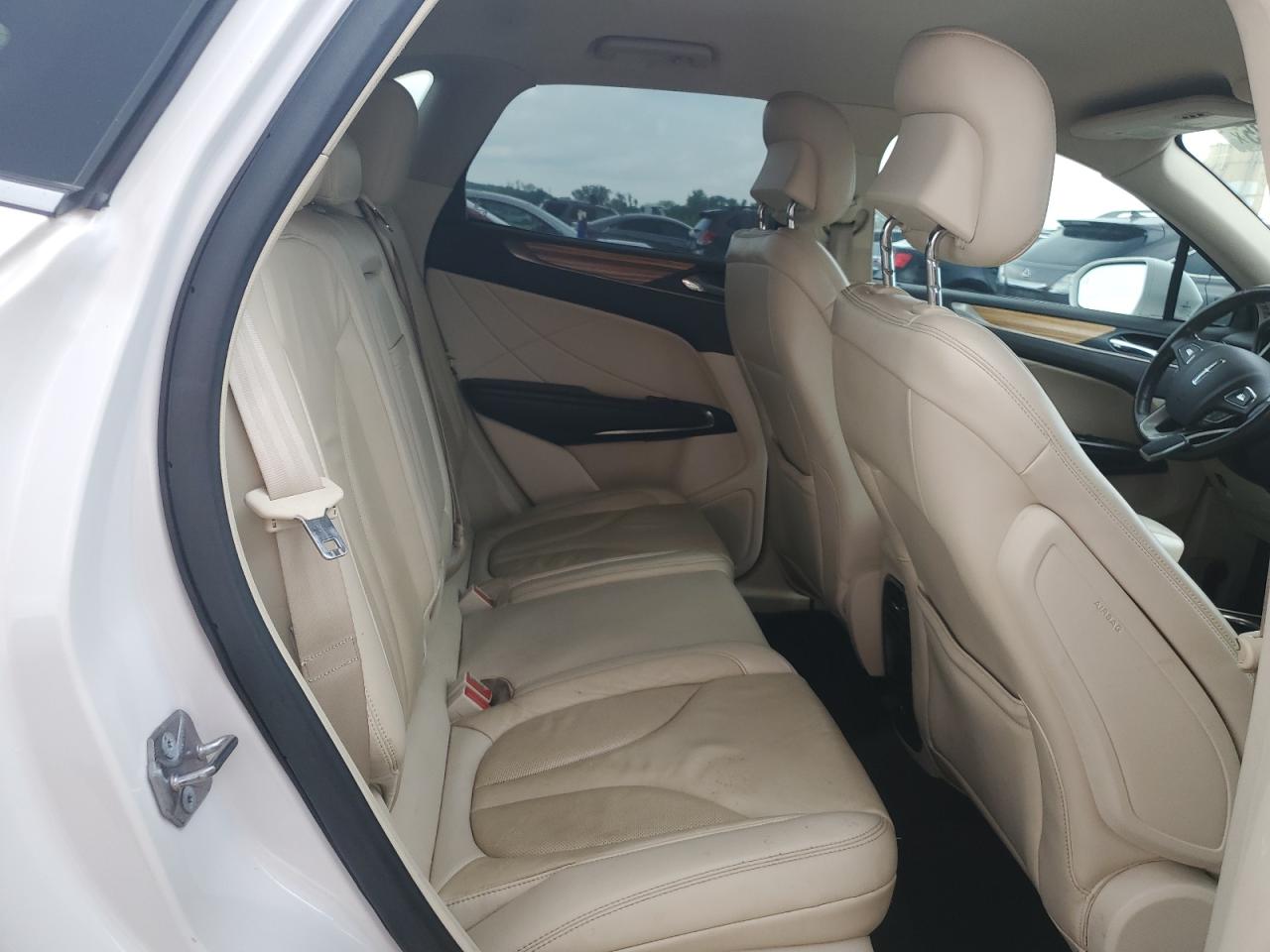 2016 Lincoln Mkc Select VIN: 5LMCJ2C93GUJ21312 Lot: 83796825