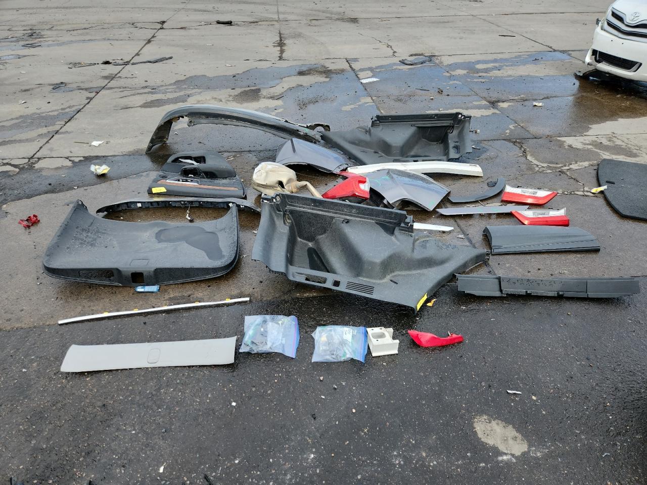 2019 Honda Cr-V Exl VIN: 7FARW1H83KE028826 Lot: 81621945