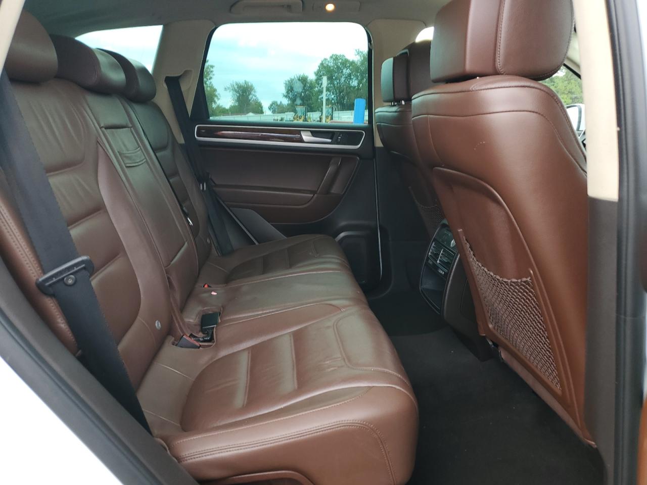 2014 Volkswagen Touareg V6 VIN: WVGEF9BP6ED011096 Lot: 71923765