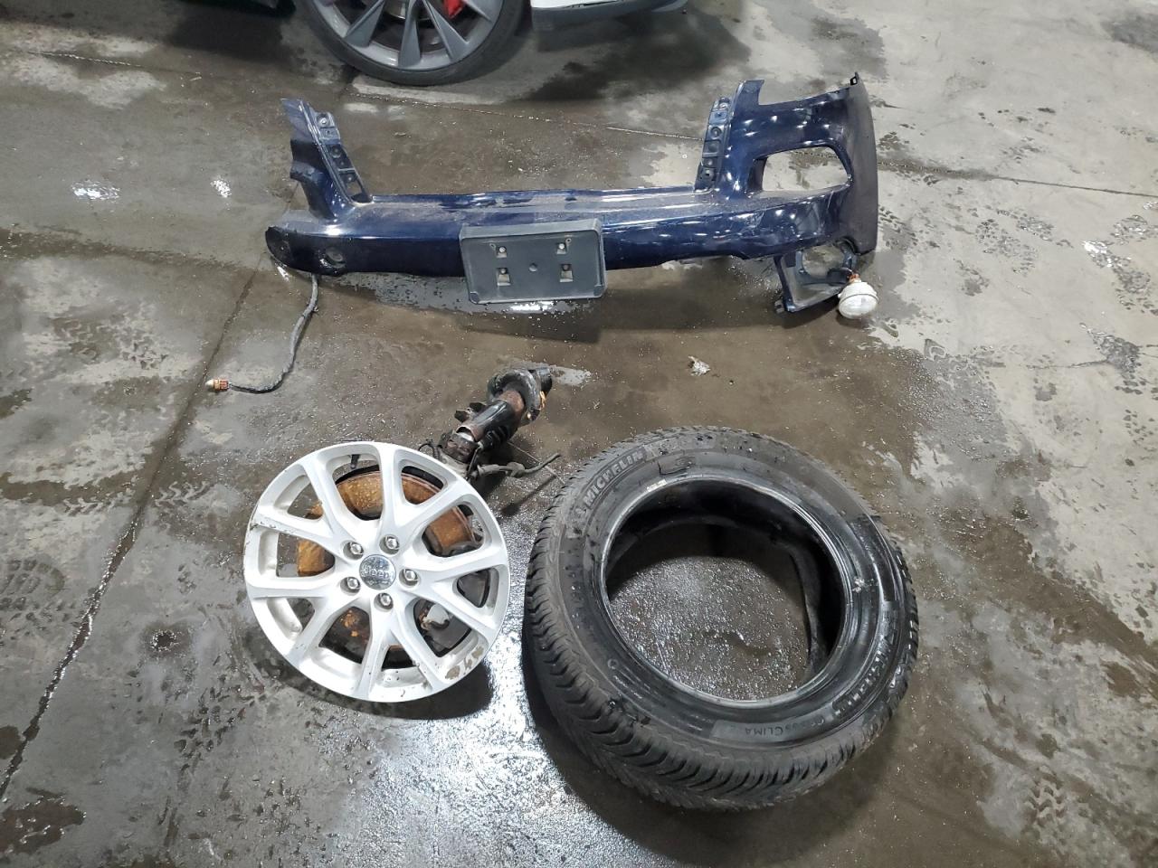 2015 Jeep Cherokee Latitude VIN: 1C4PJMCS9FW589085 Lot: 80027145