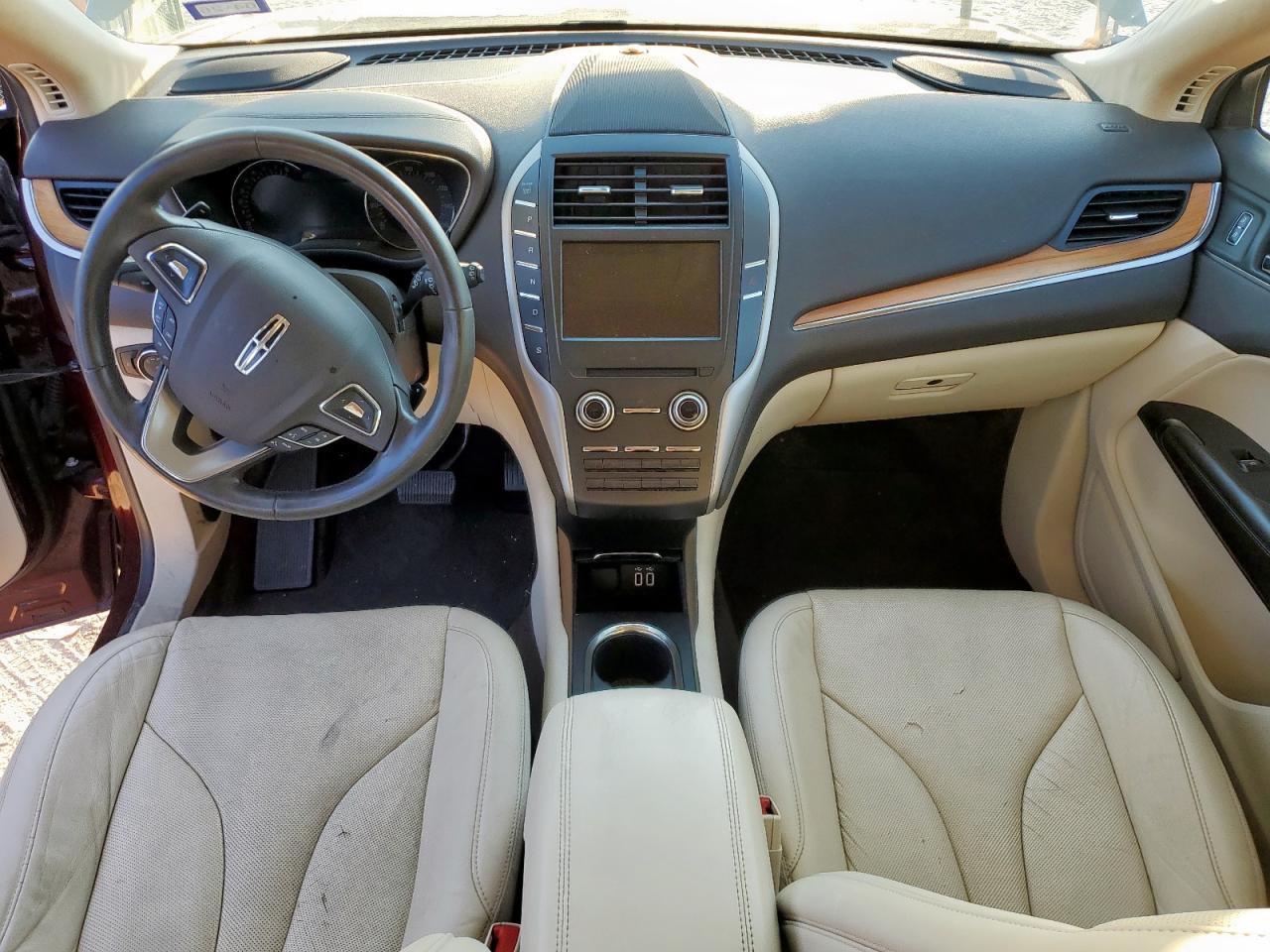 2016 Lincoln Mkc Reserve VIN: 5LMTJ3DH8GUJ23701 Lot: 81040985