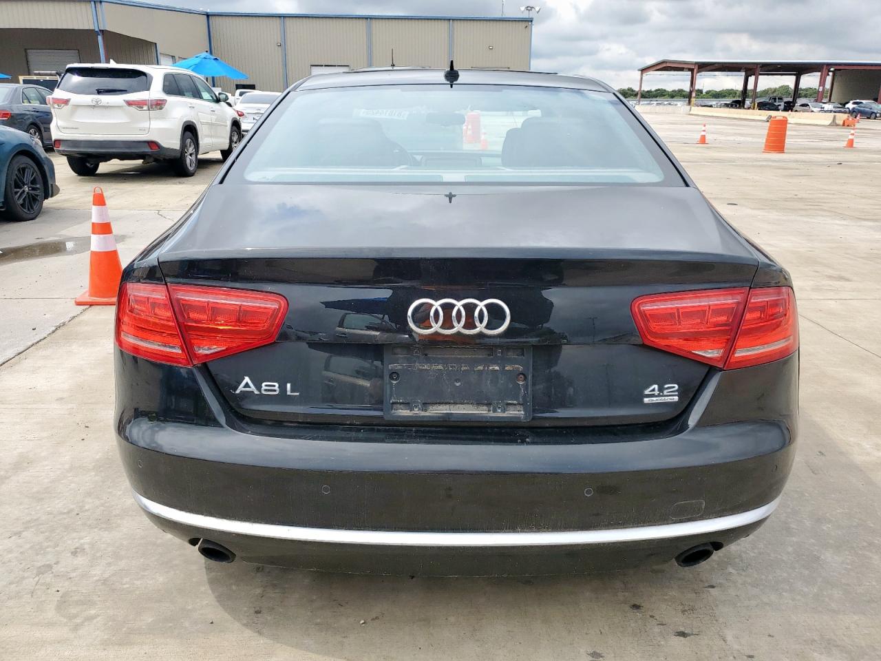 2012 Audi A8 L Quattro VIN: WAURVAFD8CN018632 Lot: 81814425