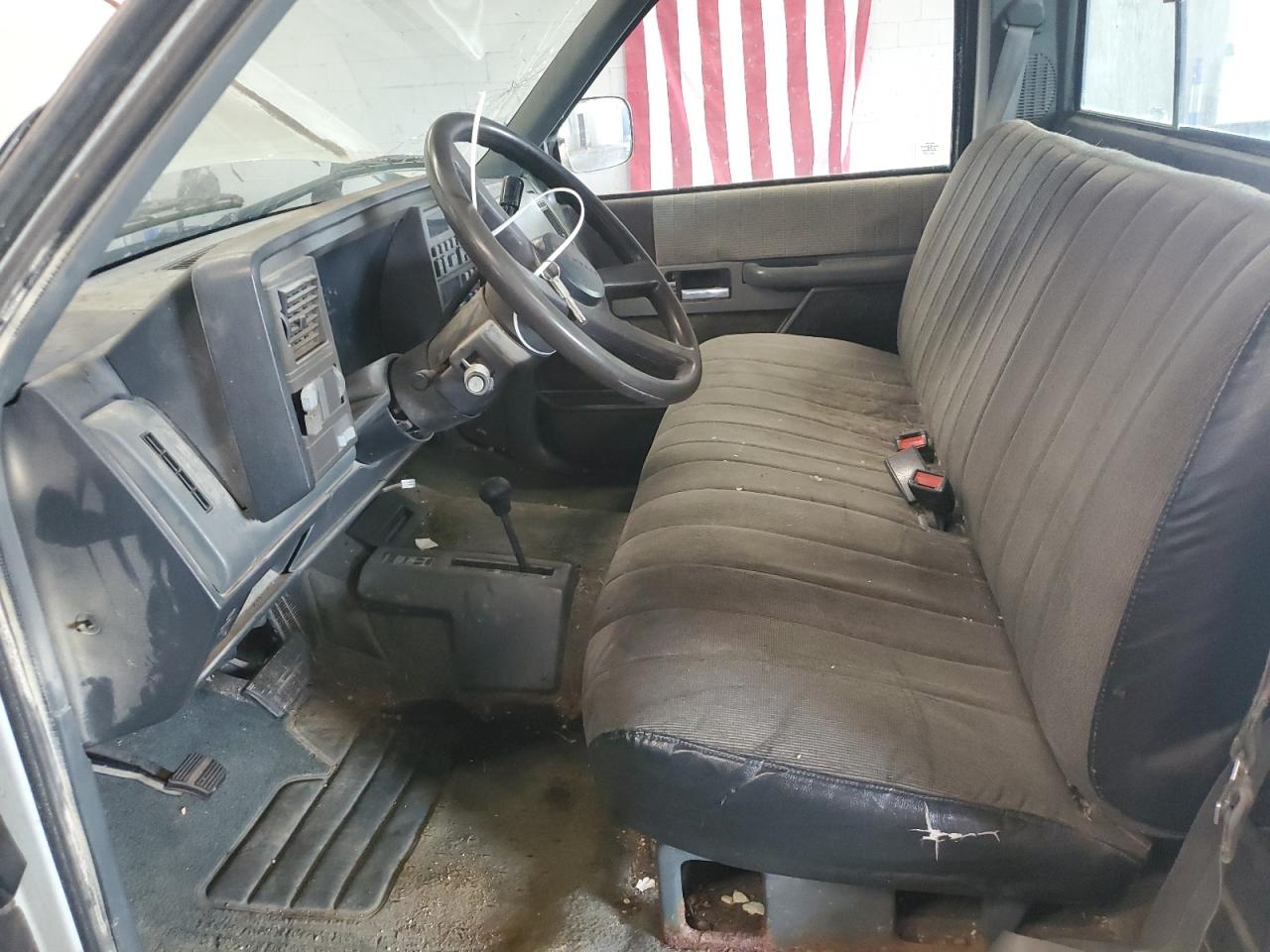 1990 Chevrolet Gmt-400 K2500 VIN: 1GCGK24K5LE142755 Lot: 80625105