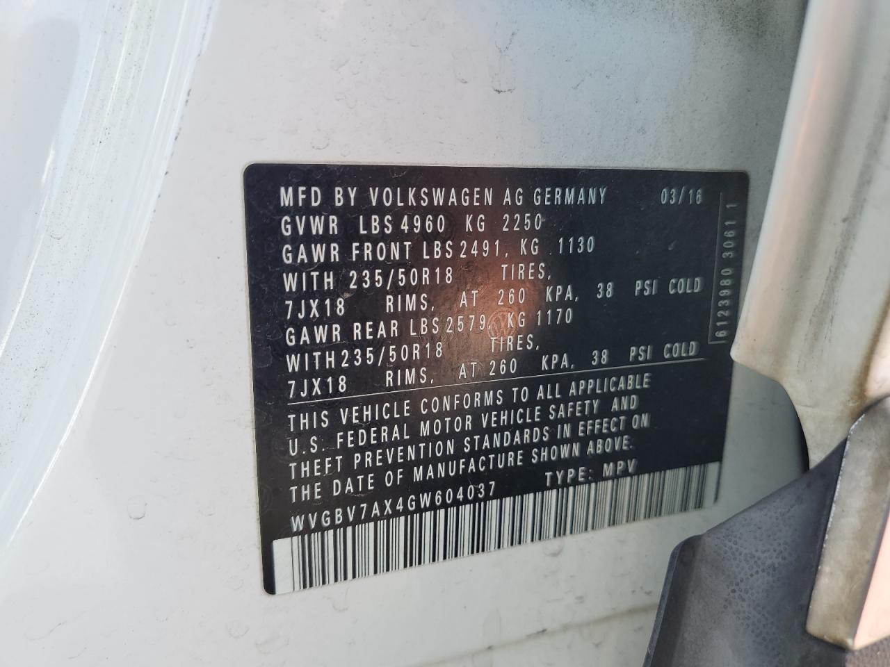 2016 Volkswagen Tiguan S VIN: WVGBV7AX4GW604037 Lot: 81332945