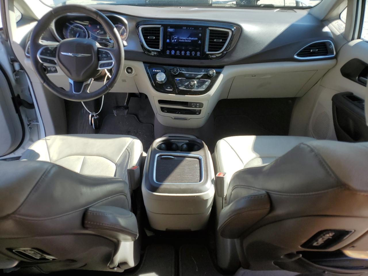 2017 Chrysler Pacifica Touring L Plus VIN: 2C4RC1EG2HR577768 Lot: 81825305