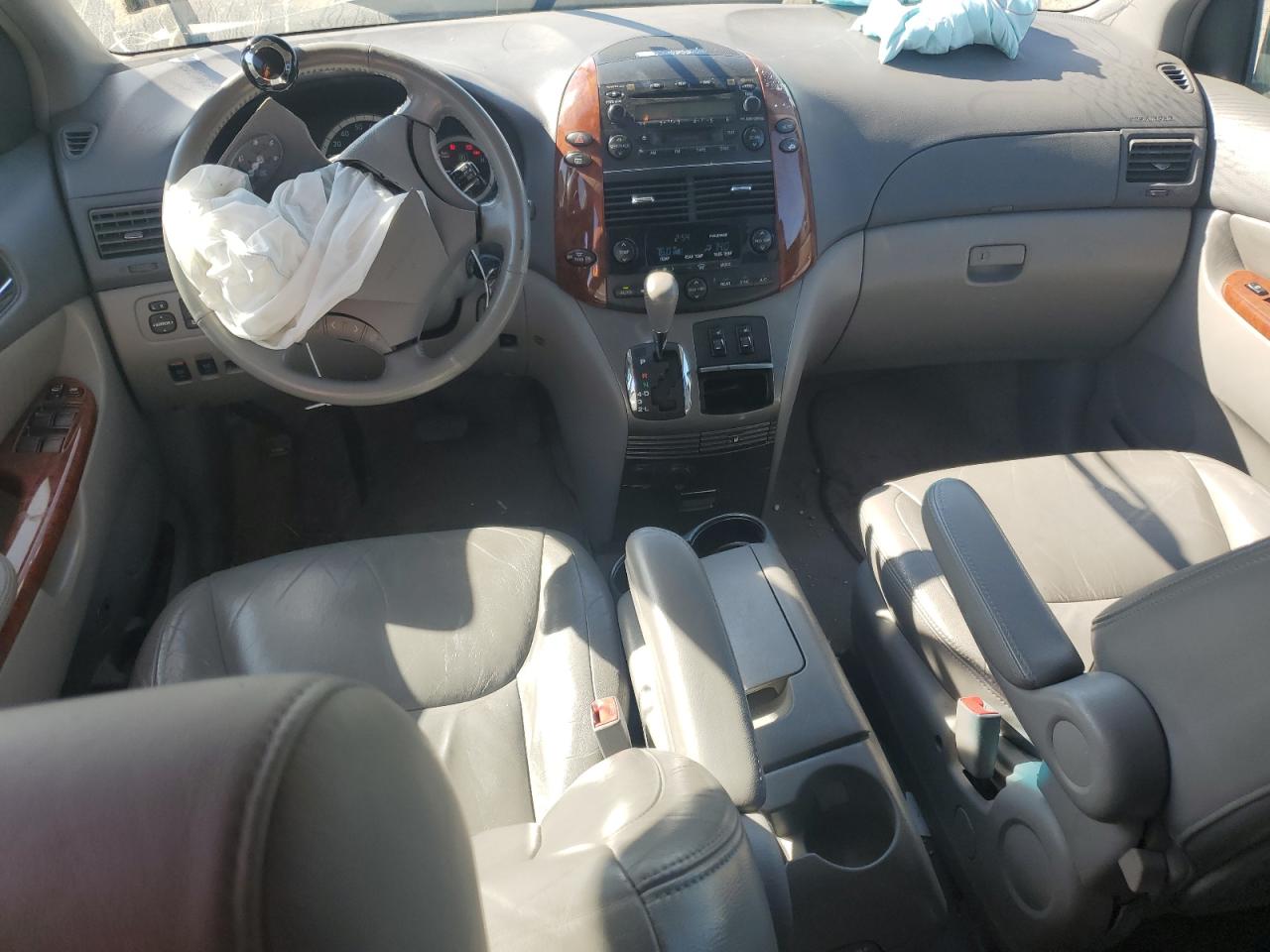 2004 Toyota Sienna Xle VIN: 5TDZA22C94S157598 Lot: 80141885