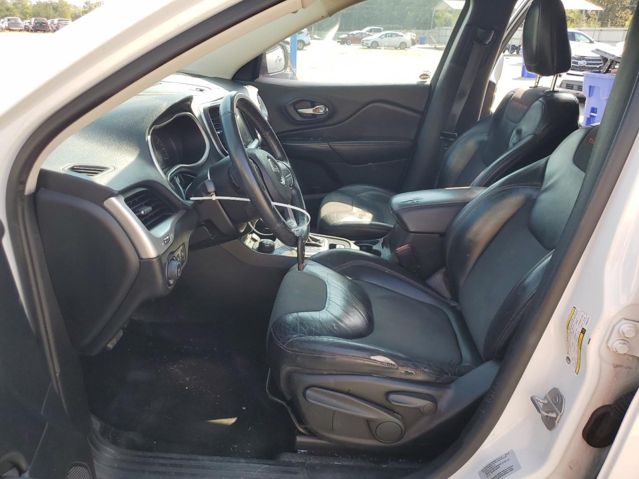 2015 Jeep Cherokee Trailhawk VIN: 1C4PJMBBXFW501274 Lot: 81233075