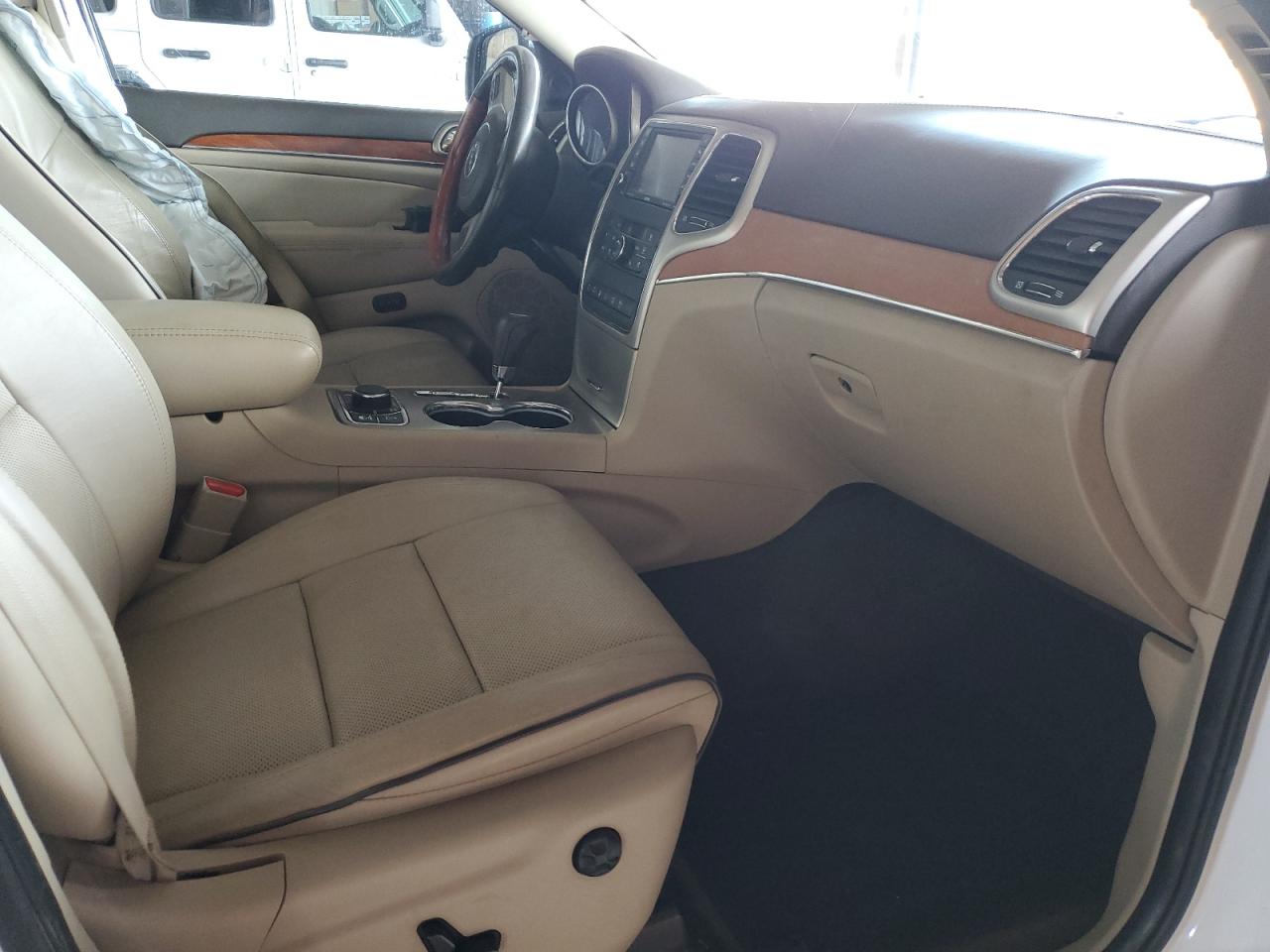 2013 Jeep Grand Cherokee Overland VIN: 1C4RJFCT2DC523814 Lot: 80215075