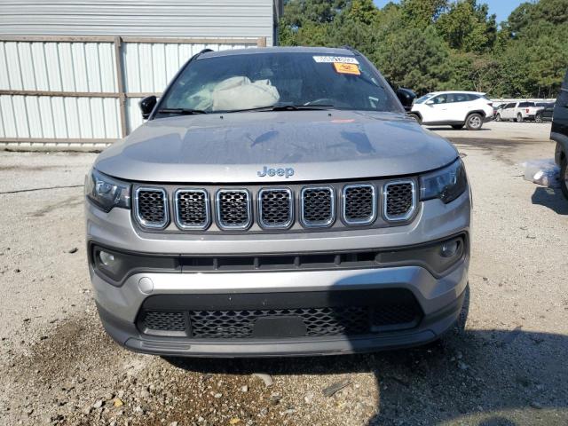  JEEP COMPASS 2024 Srebrny