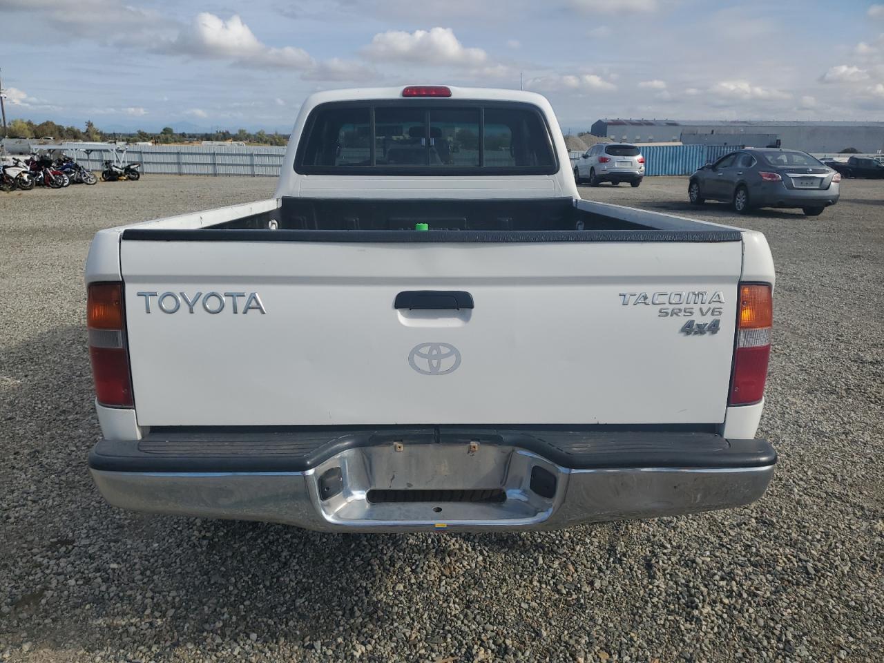 2000 Toyota Tacoma Xtracab VIN: 4TAWN72N0YZ595240 Lot: 72080405