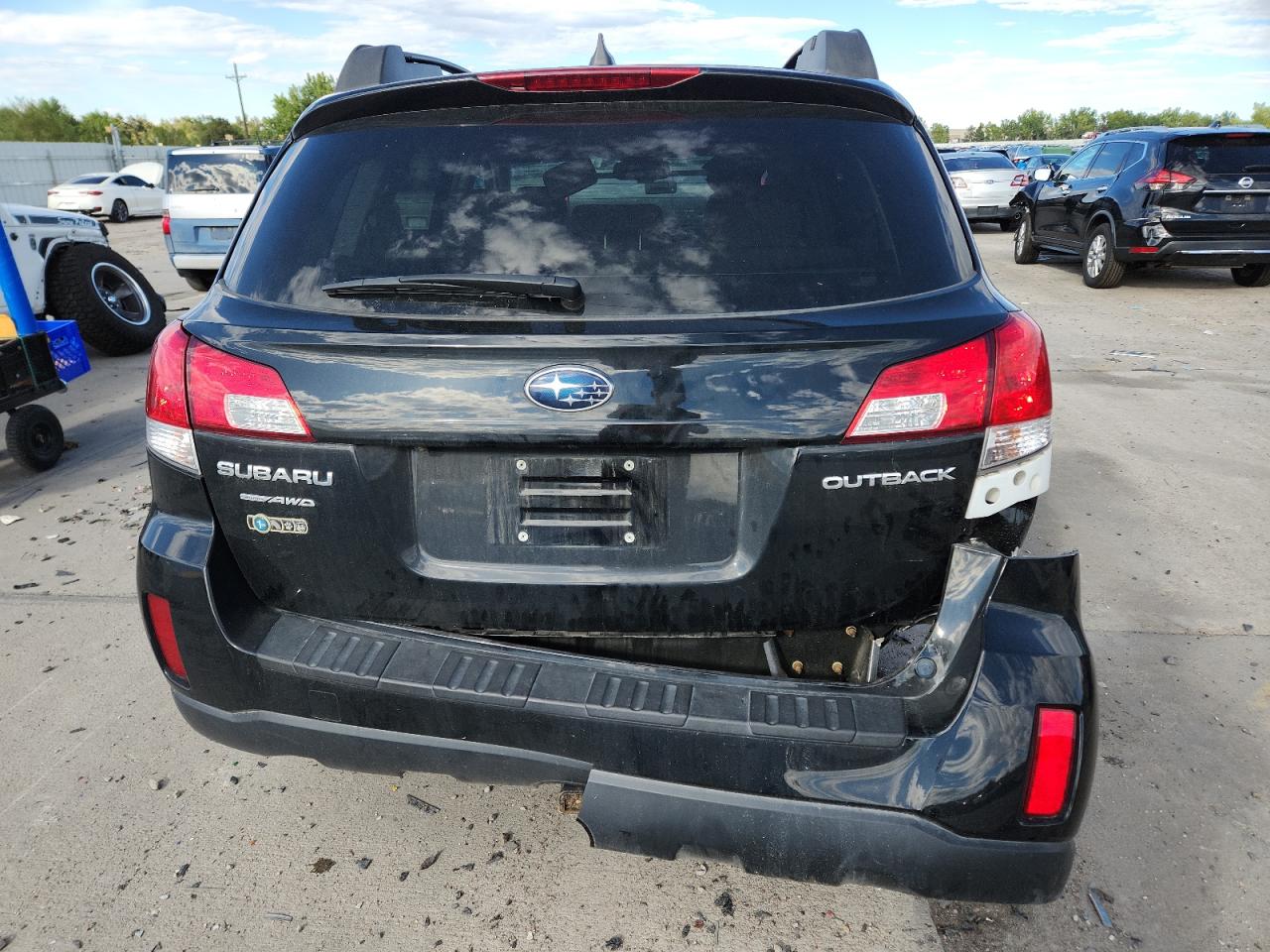 2014 Subaru Outback 2.5I Limited VIN: 4S4BRCLC7E3270642 Lot: 81943295