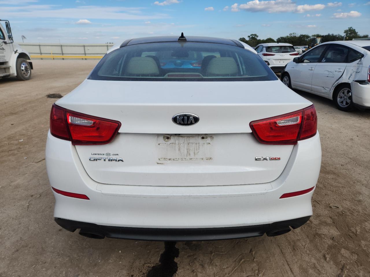 2015 Kia Optima Ex VIN: 5XXGN4A77FG365902 Lot: 84273325