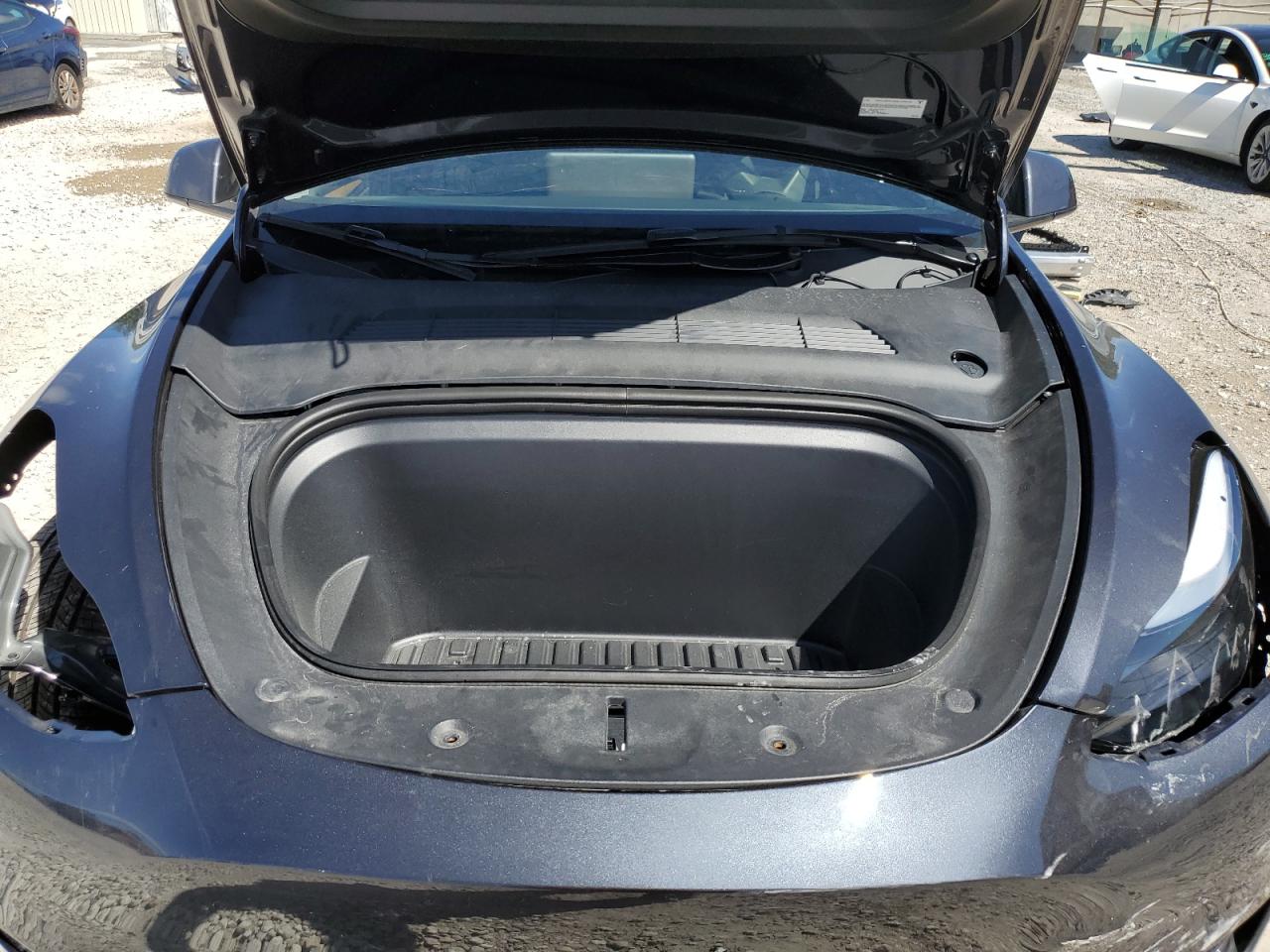 2025 Tesla Model Y VIN: 7SAYGDED3SA371501 Lot: 82126635