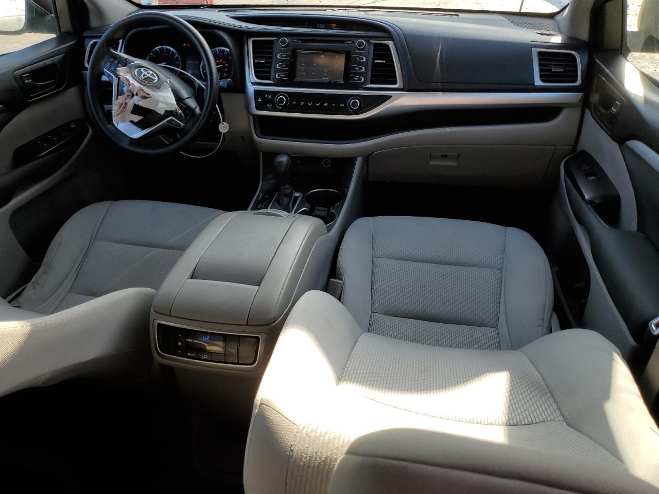 2015 Toyota Highlander Le VIN: 5TDZARFH7FS016529 Lot: 81340865