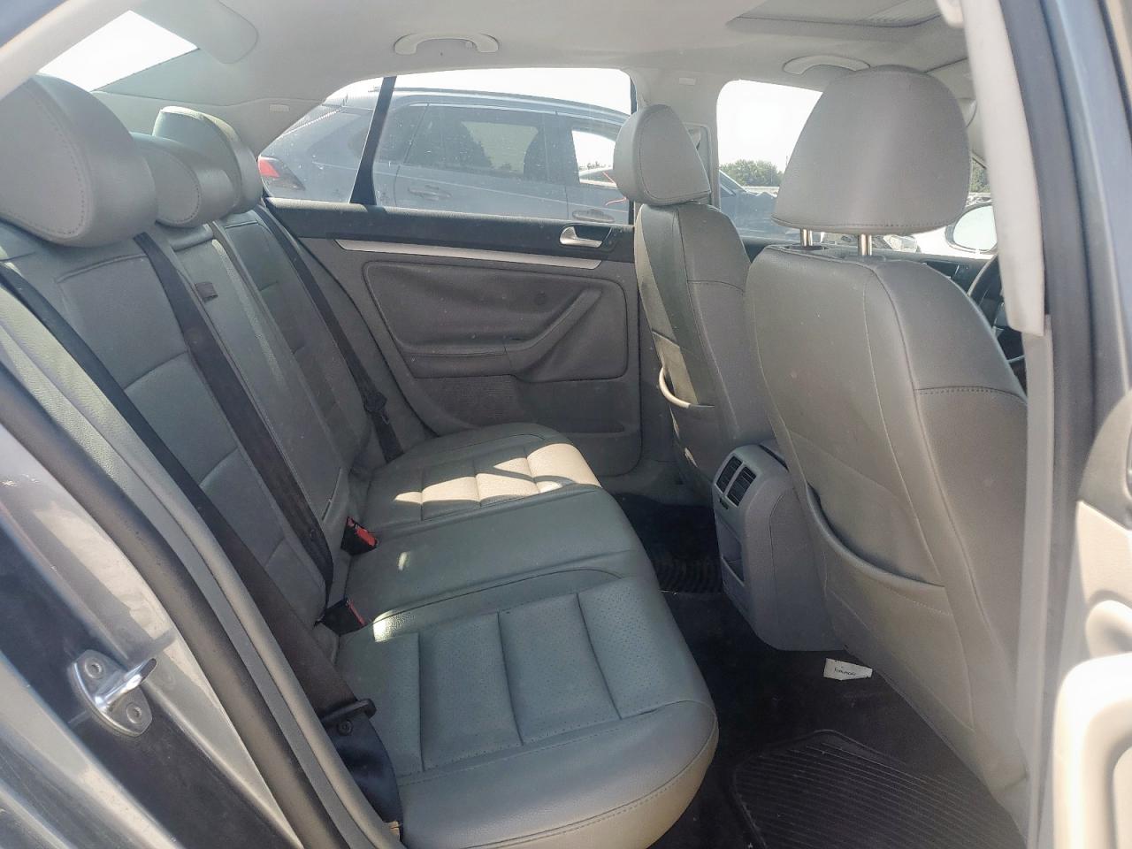 2007 Volkswagen Jetta Wolfsburg VIN: 3VWEF71K17M185094 Lot: 69430695