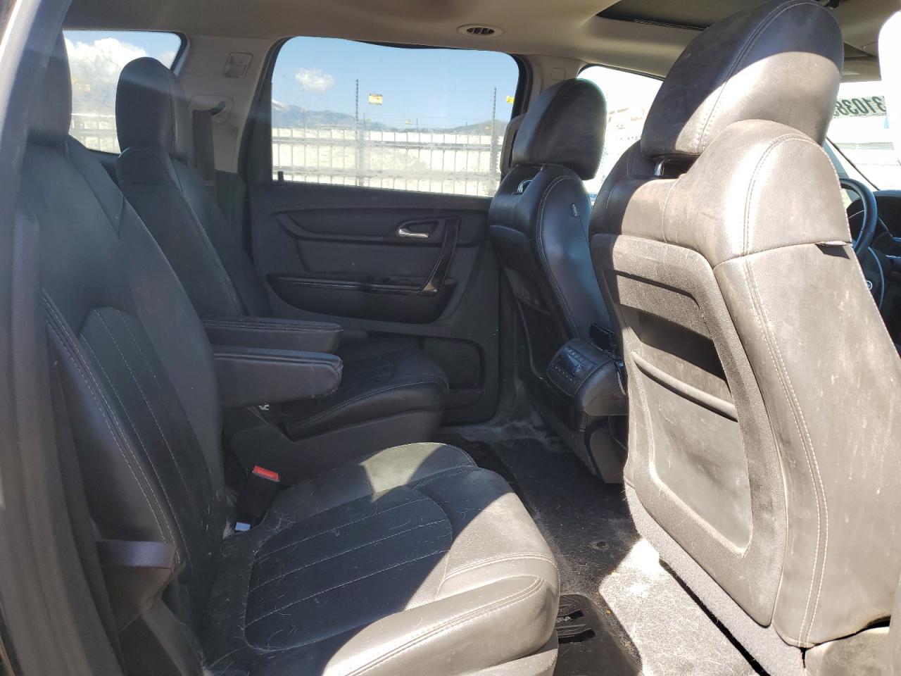 2017 Chevrolet Traverse Premier VIN: 1GNKVJKD0HJ246589 Lot: 81310385