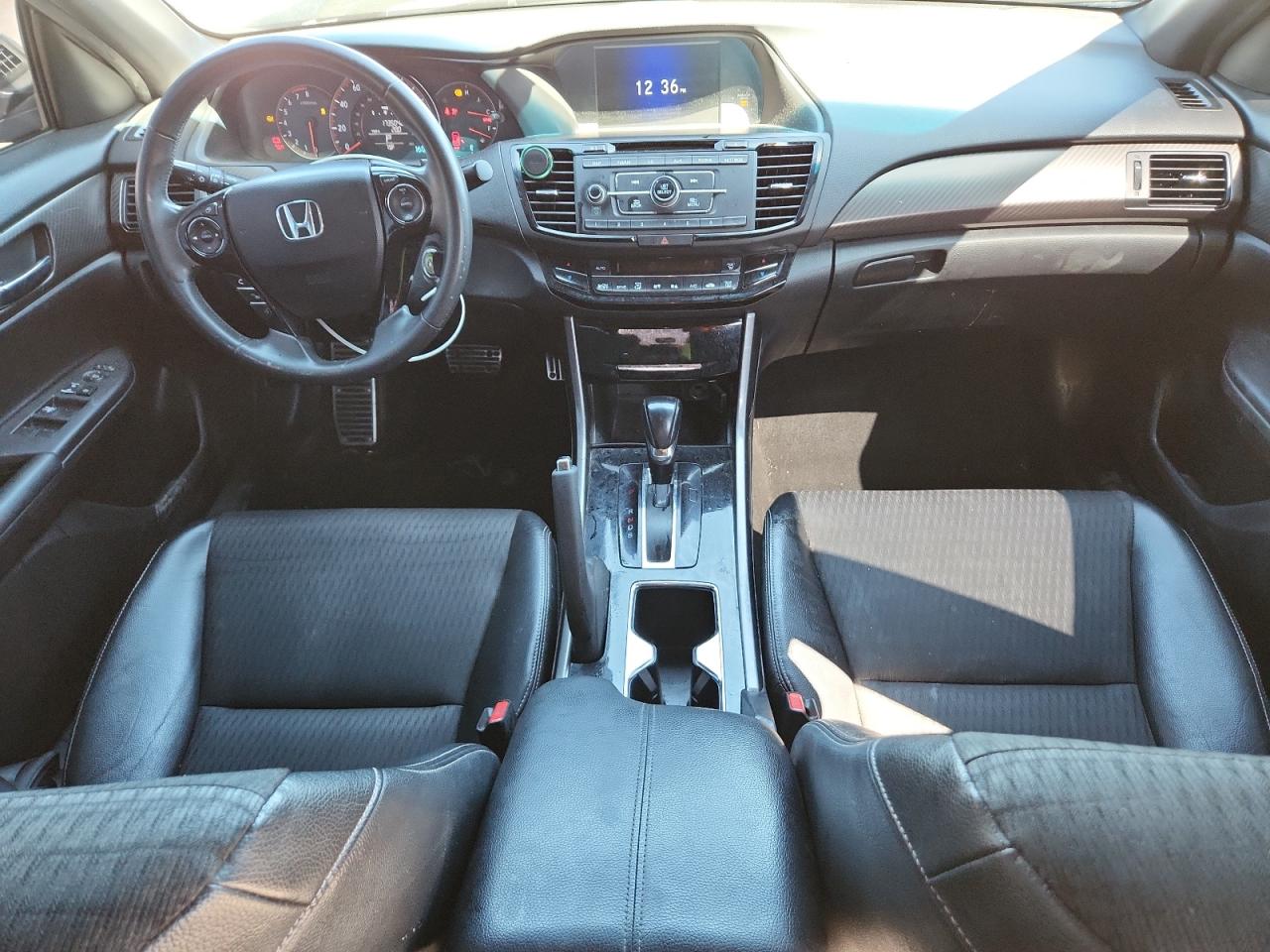 2016 Honda Accord Sport VIN: 1HGCR2F52GA125735 Lot: 81725745