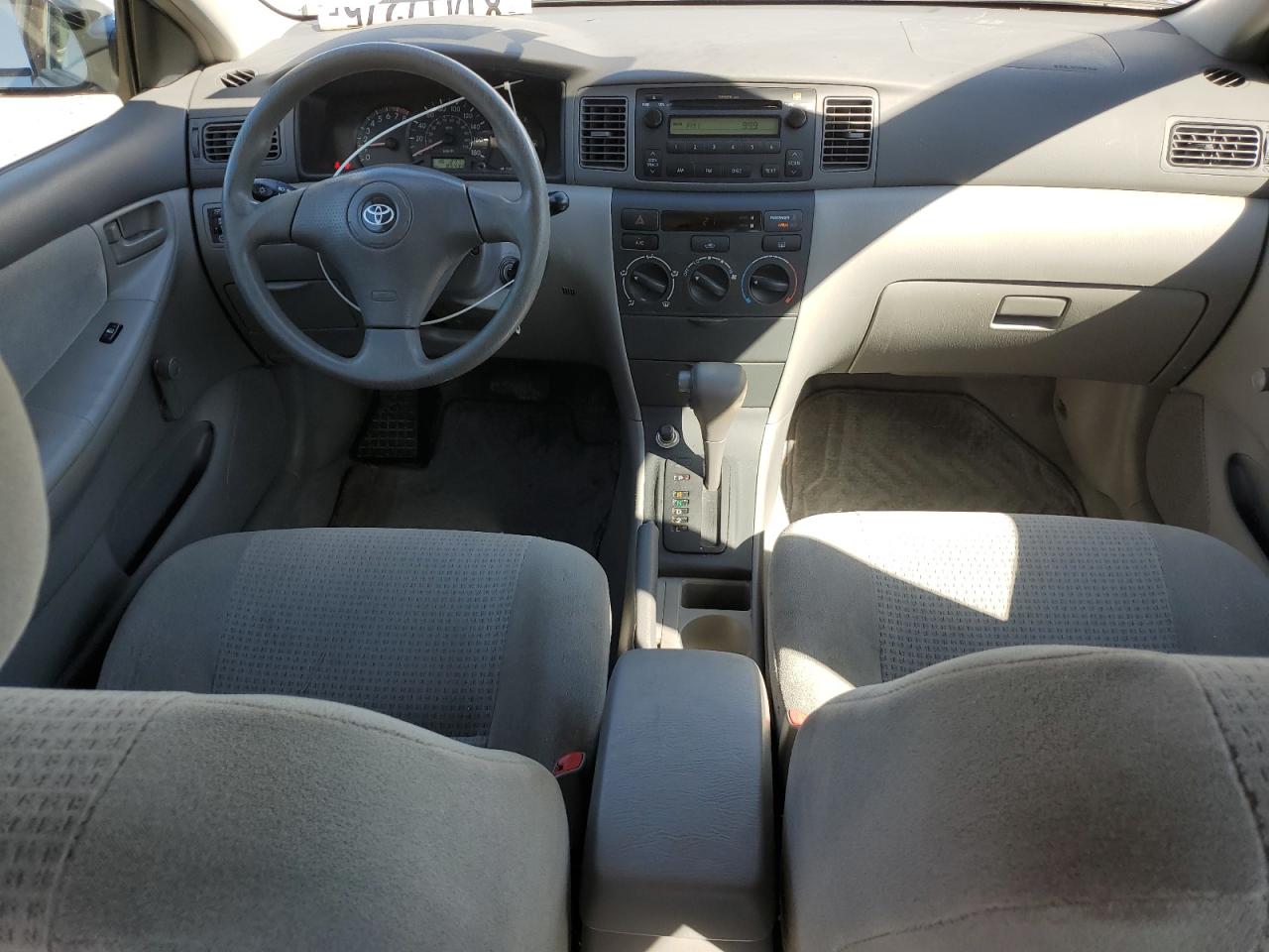 2005 Toyota Corolla Ce VIN: 2T1BR32E75C865747 Lot: 81417275