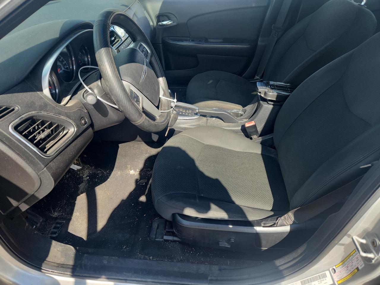 2011 Chrysler 200 Touring VIN: 1C3BC1FB5BN575770 Lot: 92017575