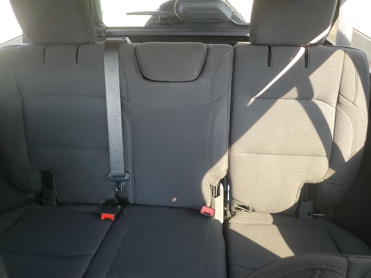 2020 Jeep Wrangler Unlimited Sport VIN: 1C4HJXDG7LW324810 Lot: 80369335