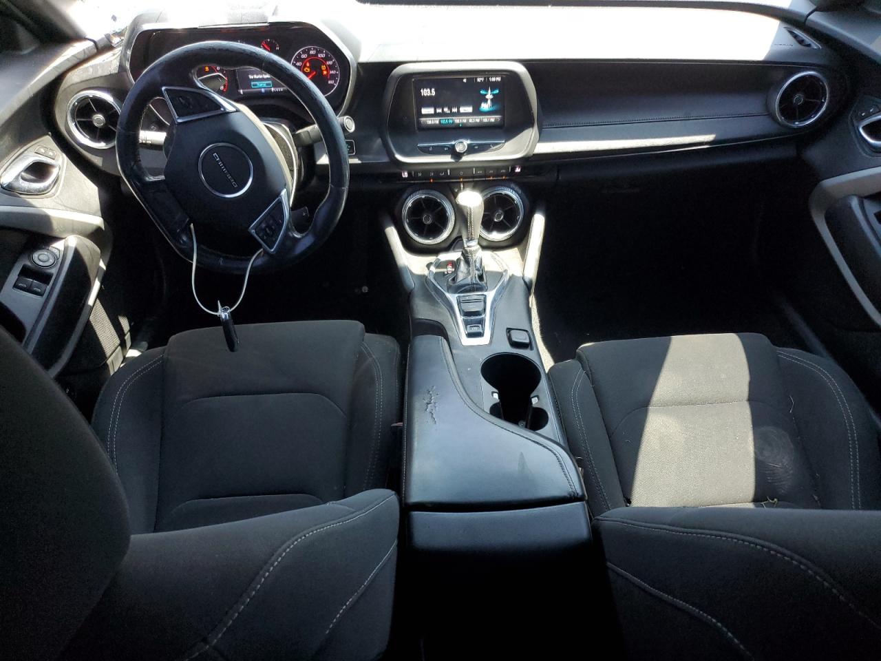 2018 Chevrolet Camaro Lt VIN: 1G1FB1RS7J0110147 Lot: 70196105