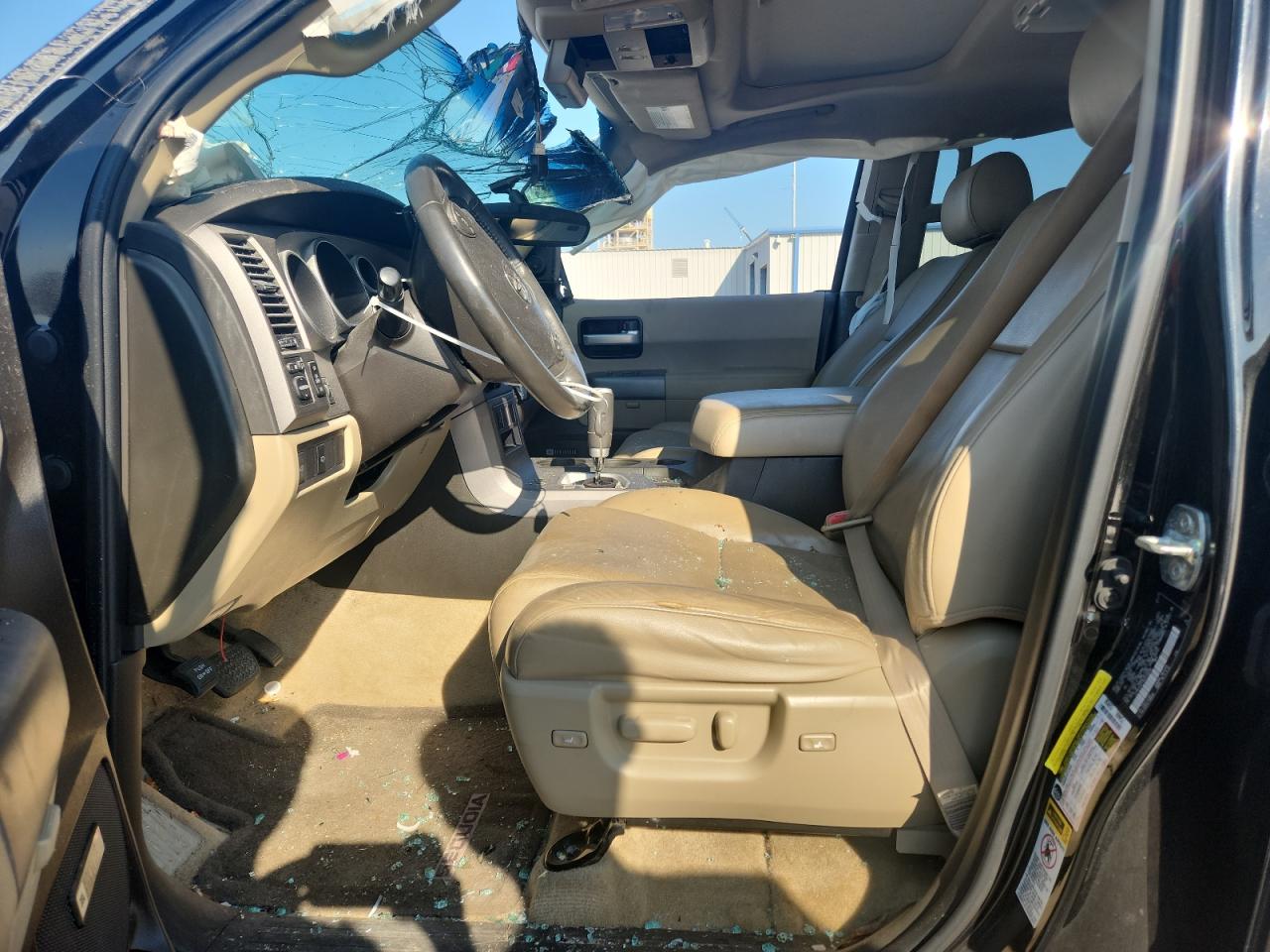 2011 Toyota Sequoia Limited VIN: 5TDKY5G13BS036696 Lot: 81580995