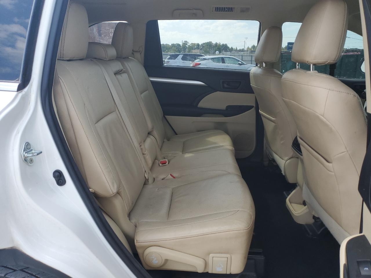 2015 Toyota Highlander Le VIN: 5TDZKRFH8FS054266 Lot: 71810375