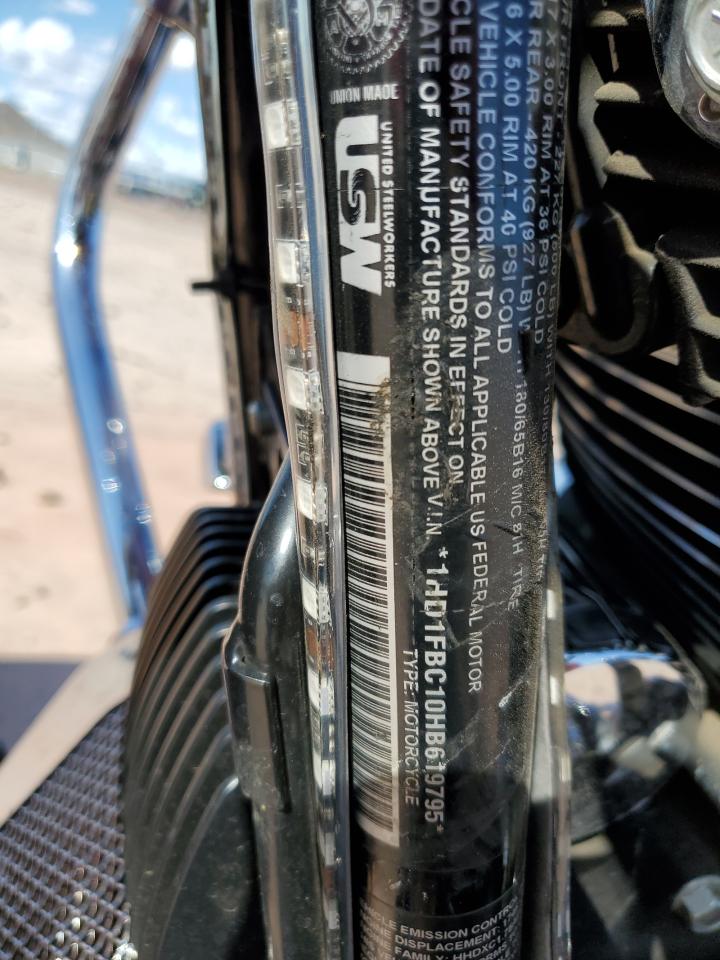 2017 Harley-Davidson Flhr Road King VIN: 1HD1FBC10HB619795 Lot: 72026075