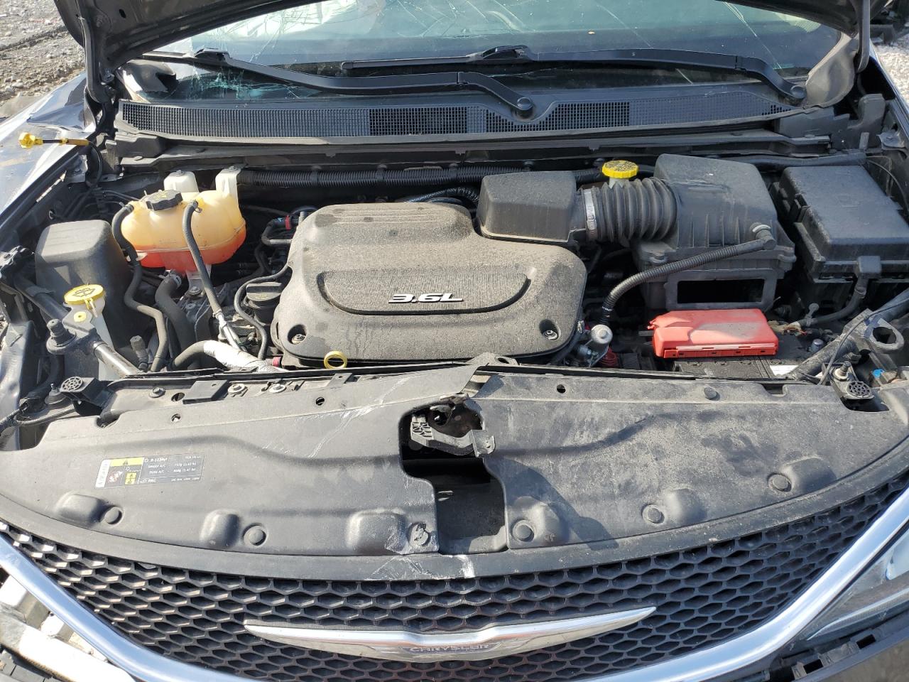 2017 Chrysler Pacifica Touring L VIN: 2C4RC1BG0HR823785 Lot: 81683415