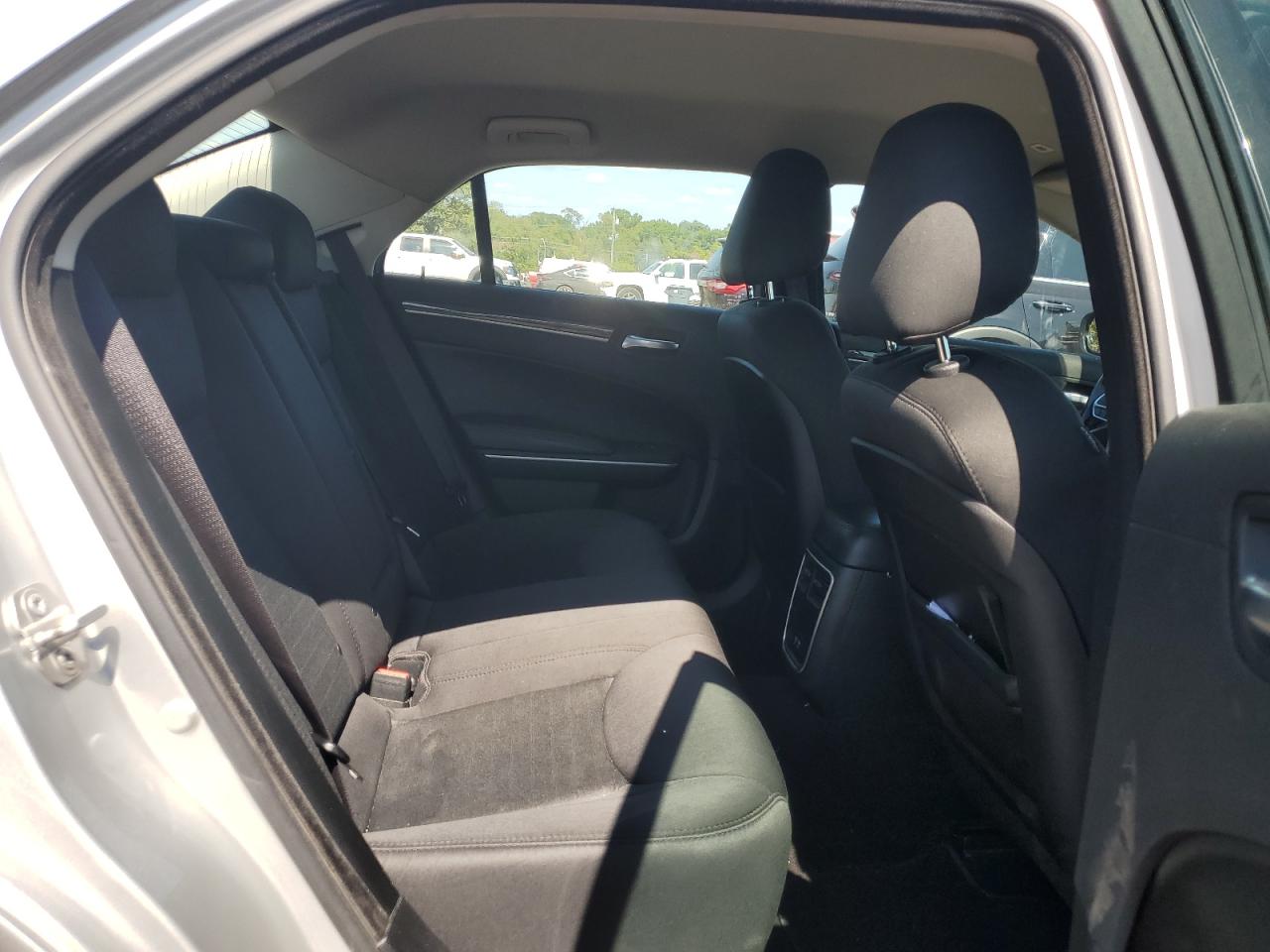 2019 Chrysler 300 Touring VIN: 2C3CCAAG5KH601879 Lot: 80262215