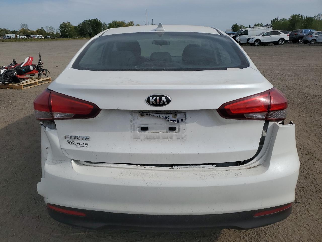 2018 Kia Forte Lx VIN: 3KPFL4A76JE260254 Lot: 80476305