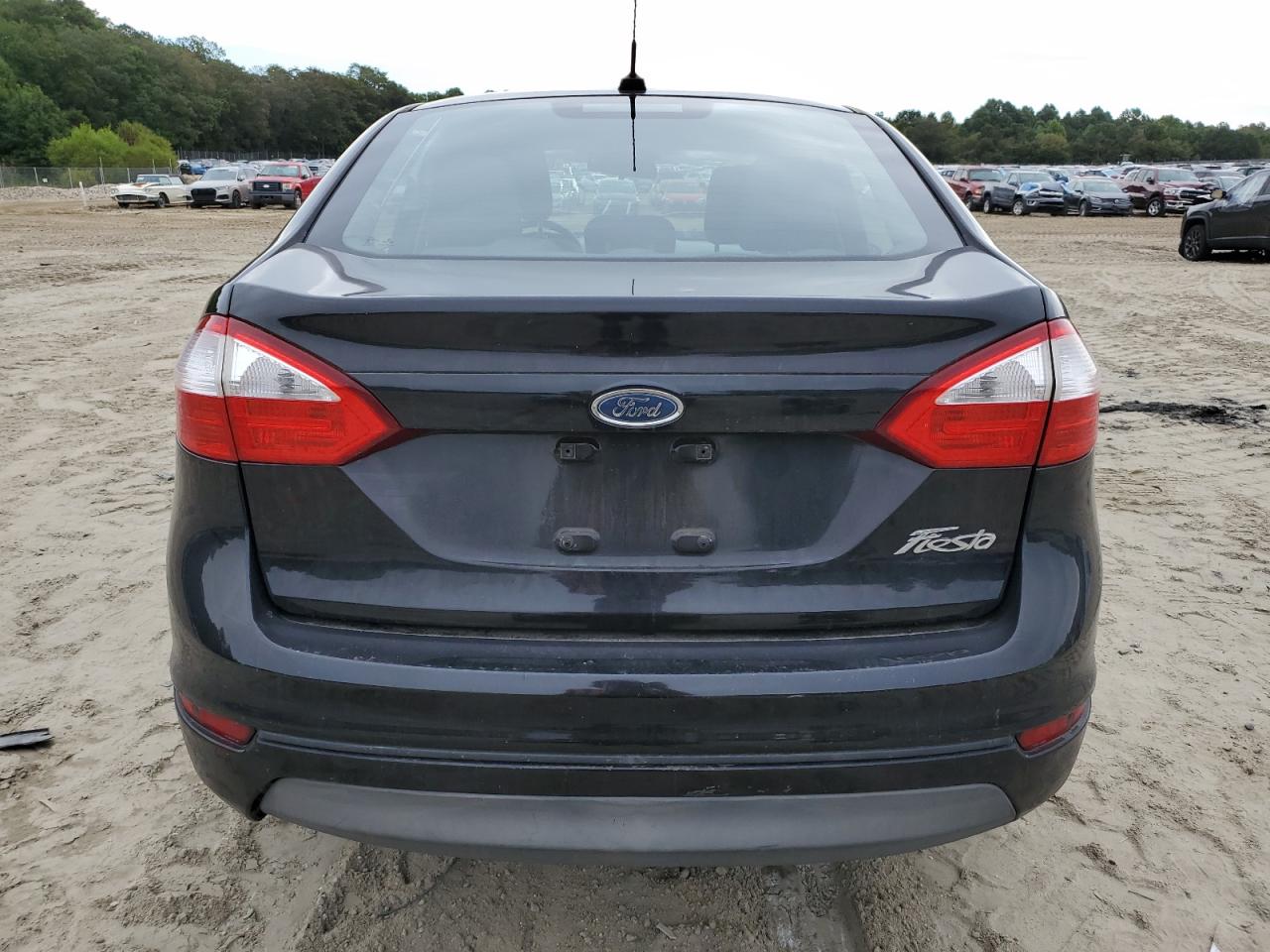 2015 Ford Fiesta S VIN: 3FADP4AJ1FM144471 Lot: 80283945