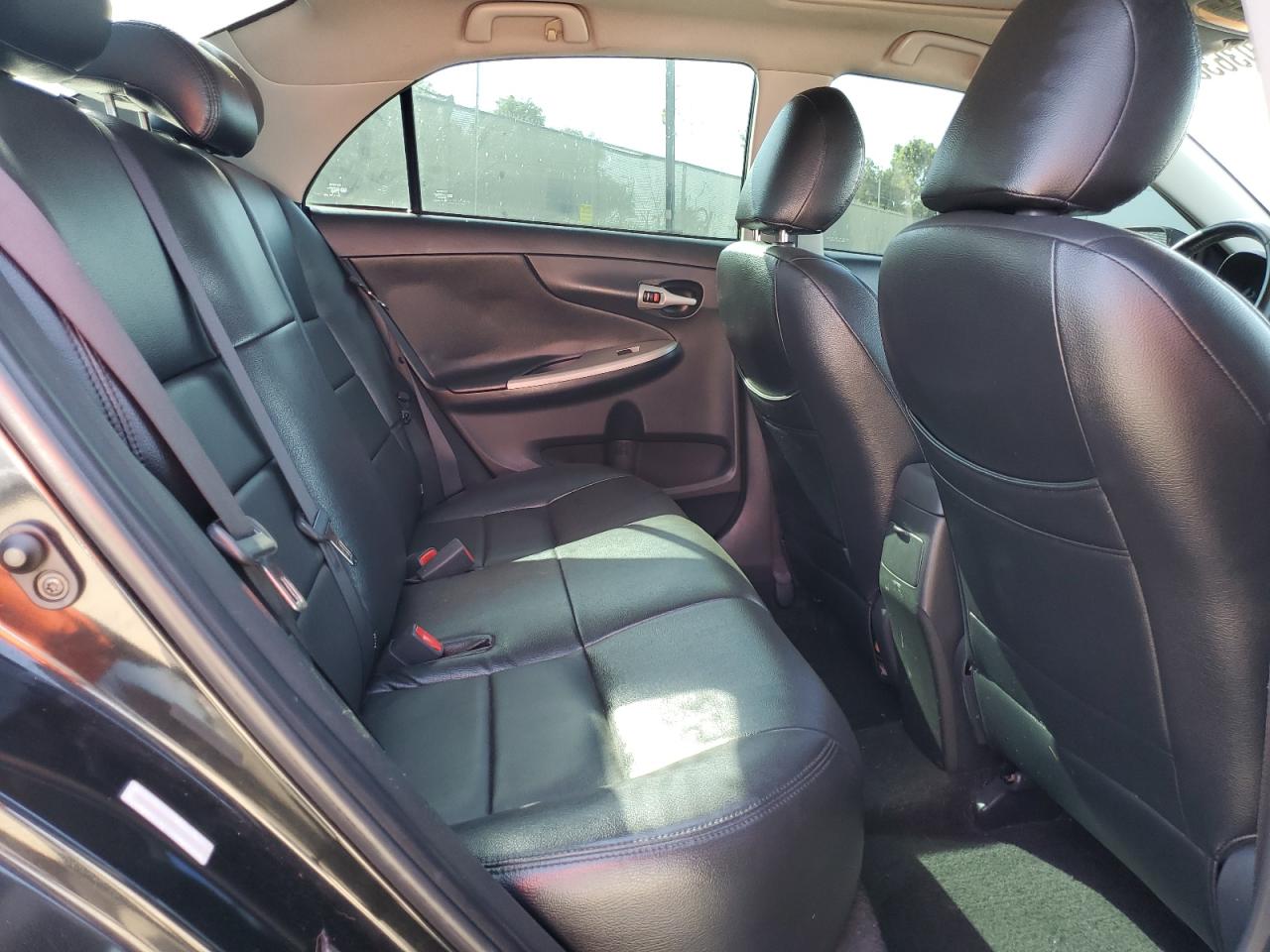 2010 Toyota Corolla Base VIN: 1NXBU4EE2AZ200070 Lot: 80363825