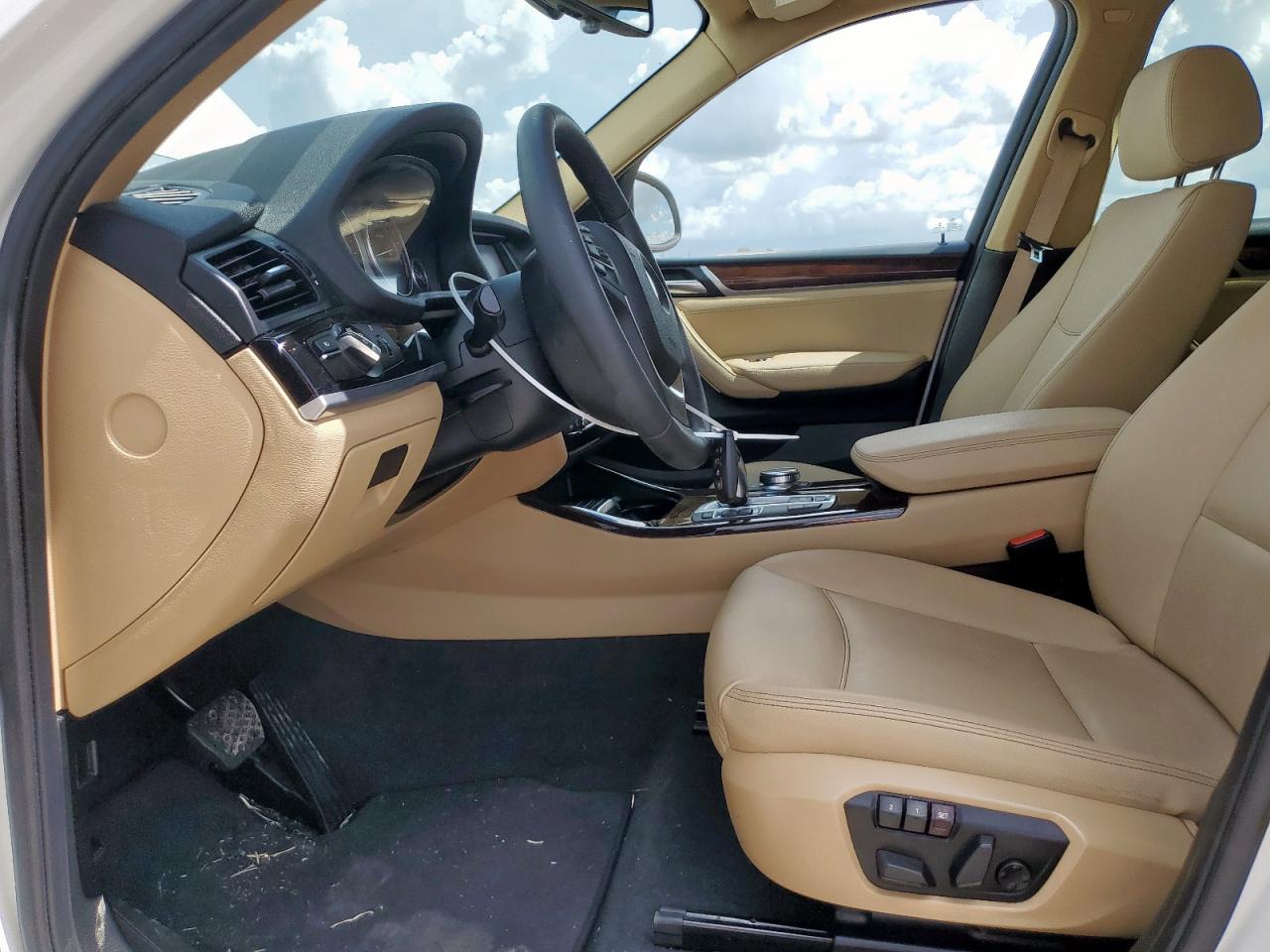 2017 BMW X3 Sdrive28I VIN: 5UXWZ7C30H0X43038 Lot: 81493035