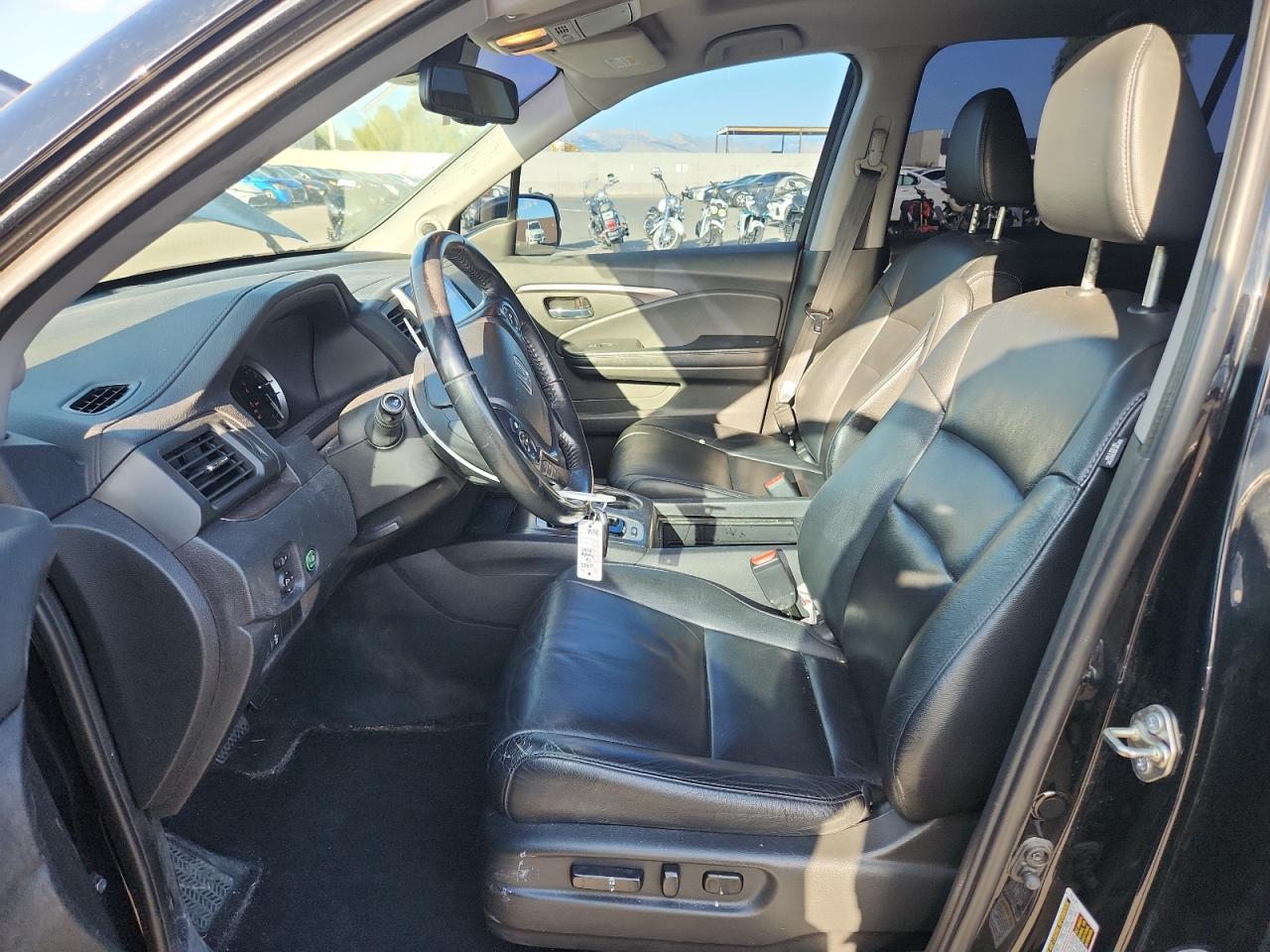 2016 Honda Pilot Exl VIN: 5FNYF6H68GB011577 Lot: 81612055