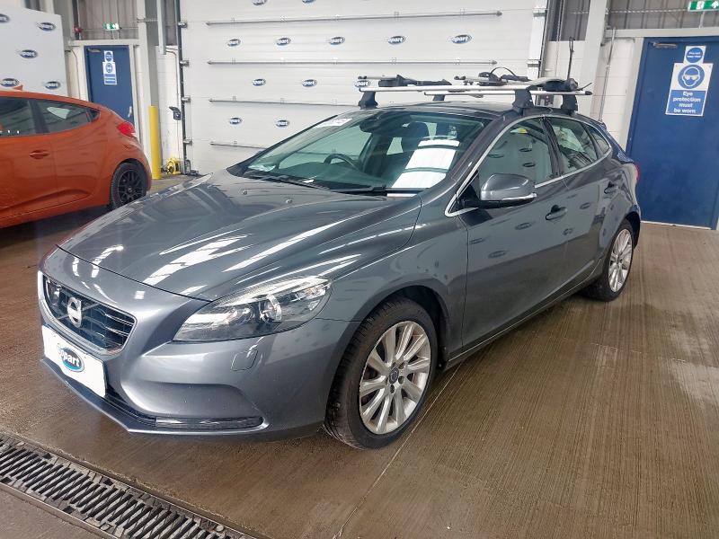 2014 VOLVO V40 SE LUX NAV D3  for sale at Copart EAST KILBRIDE