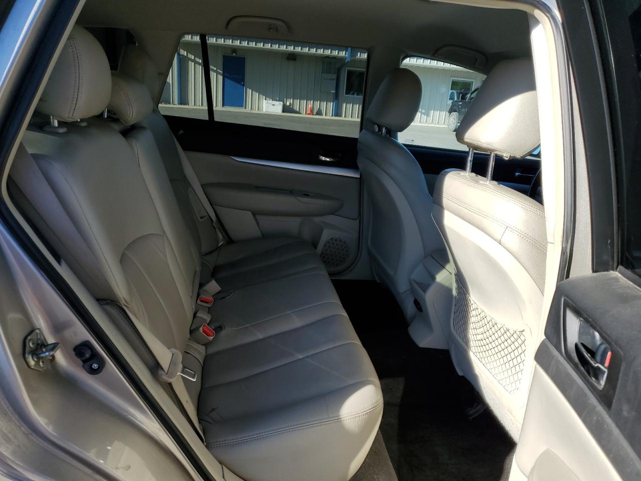 2014 Subaru Outback 2.5I Premium VIN: 4S4BRCCC8E3278071 Lot: 83774175