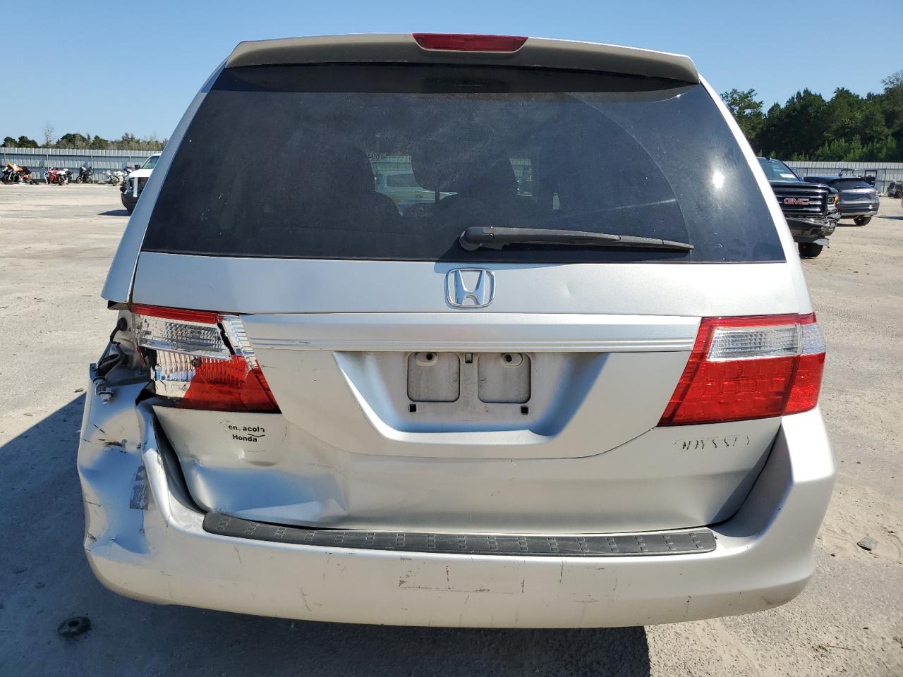 2005 Honda Odyssey Ex VIN: 5FNRL38405B418106 Lot: 69424465