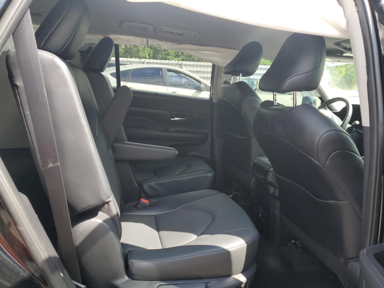 2024 Toyota Grand Highlander Xle VIN: 5TDAAAB57RS050341 Lot: 71950215